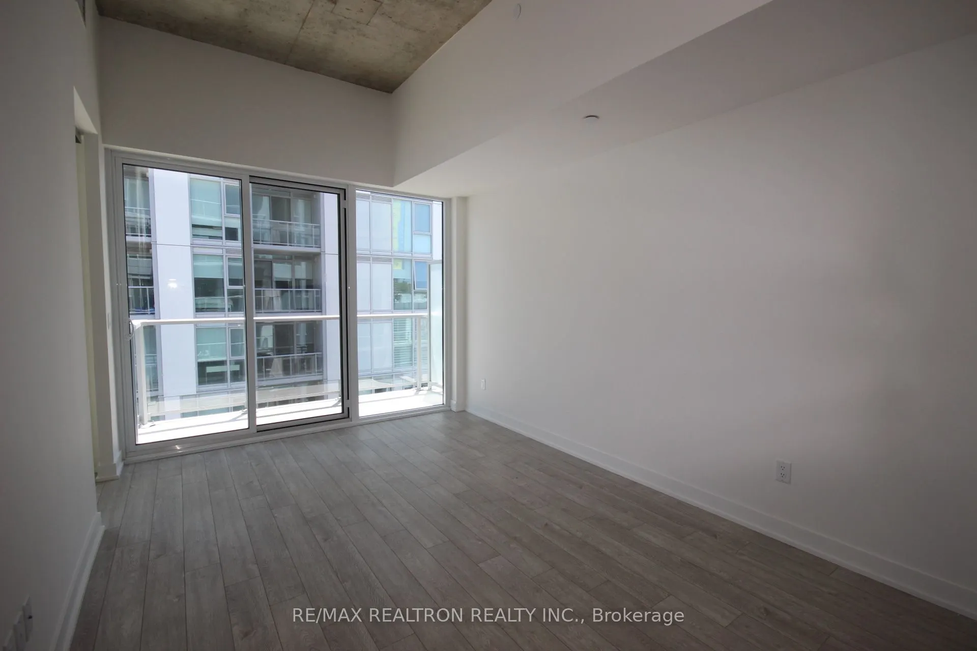 30 Baseball Place, #1206
