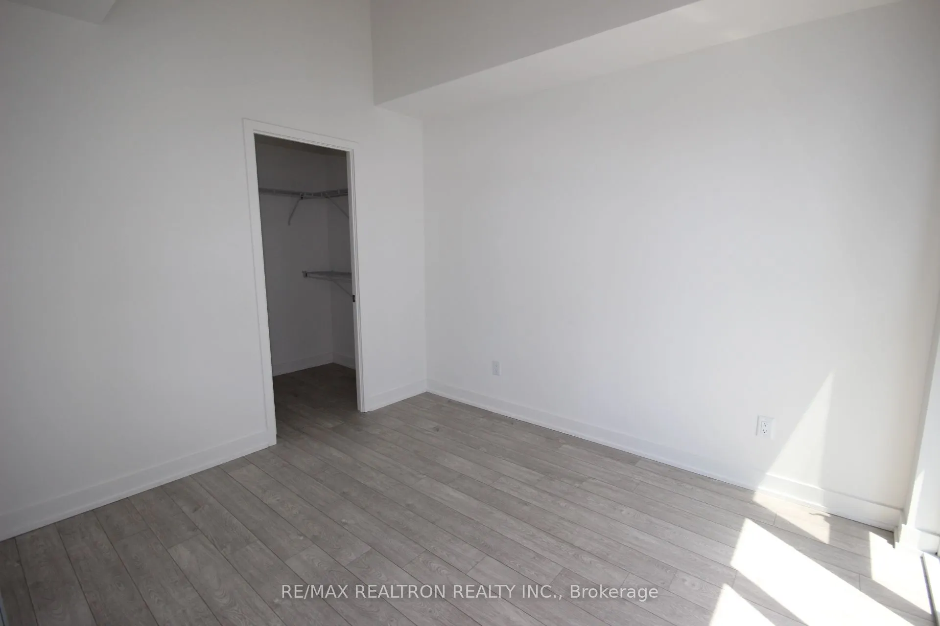 30 Baseball Place, #1206