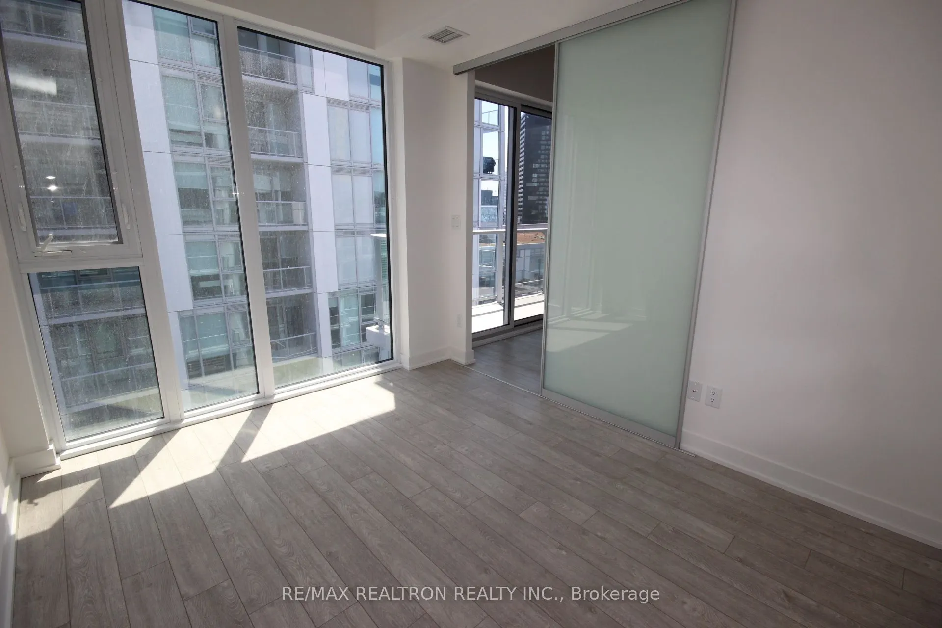 30 Baseball Place, #1206