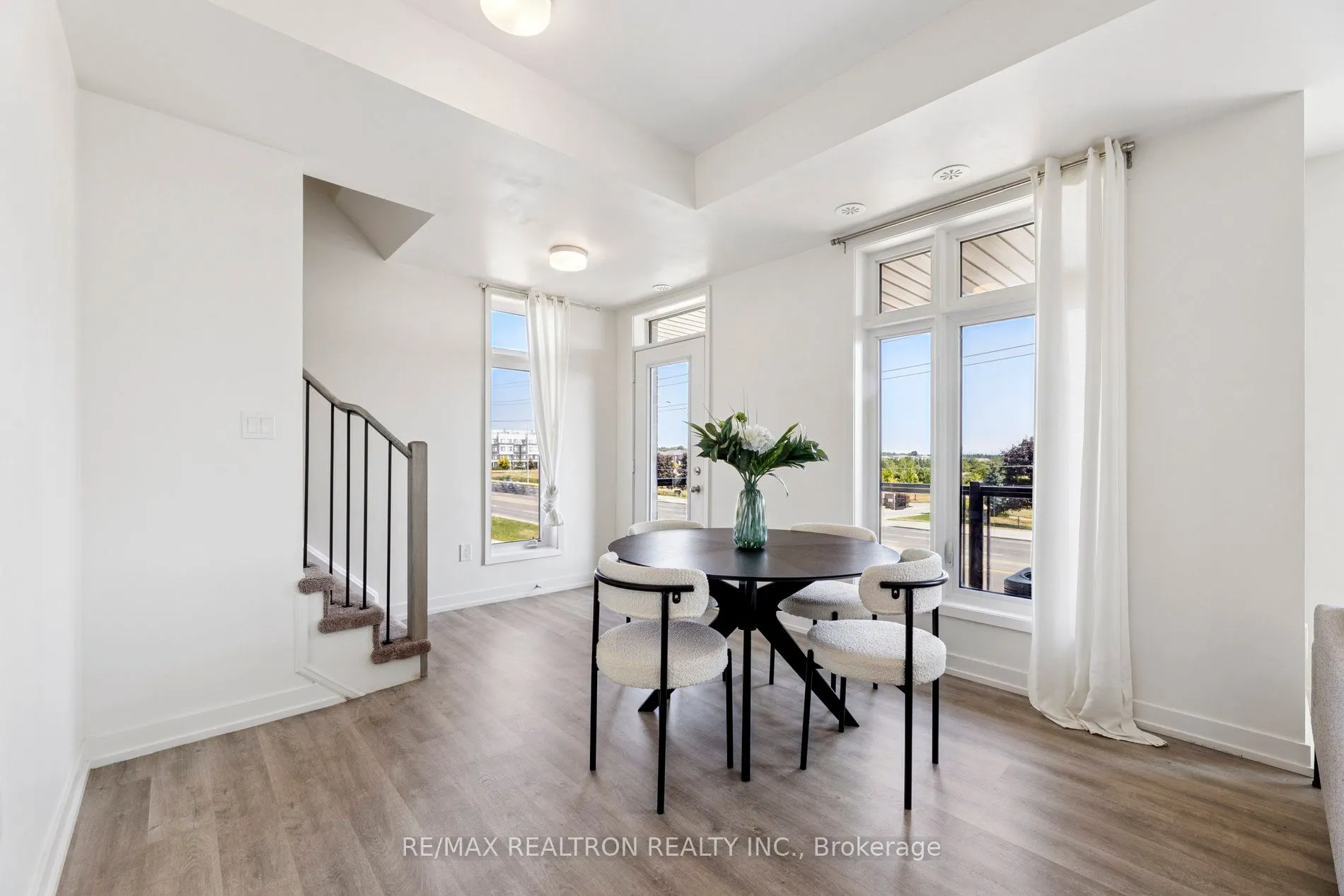 2550 Castlegate Crossing, #418
