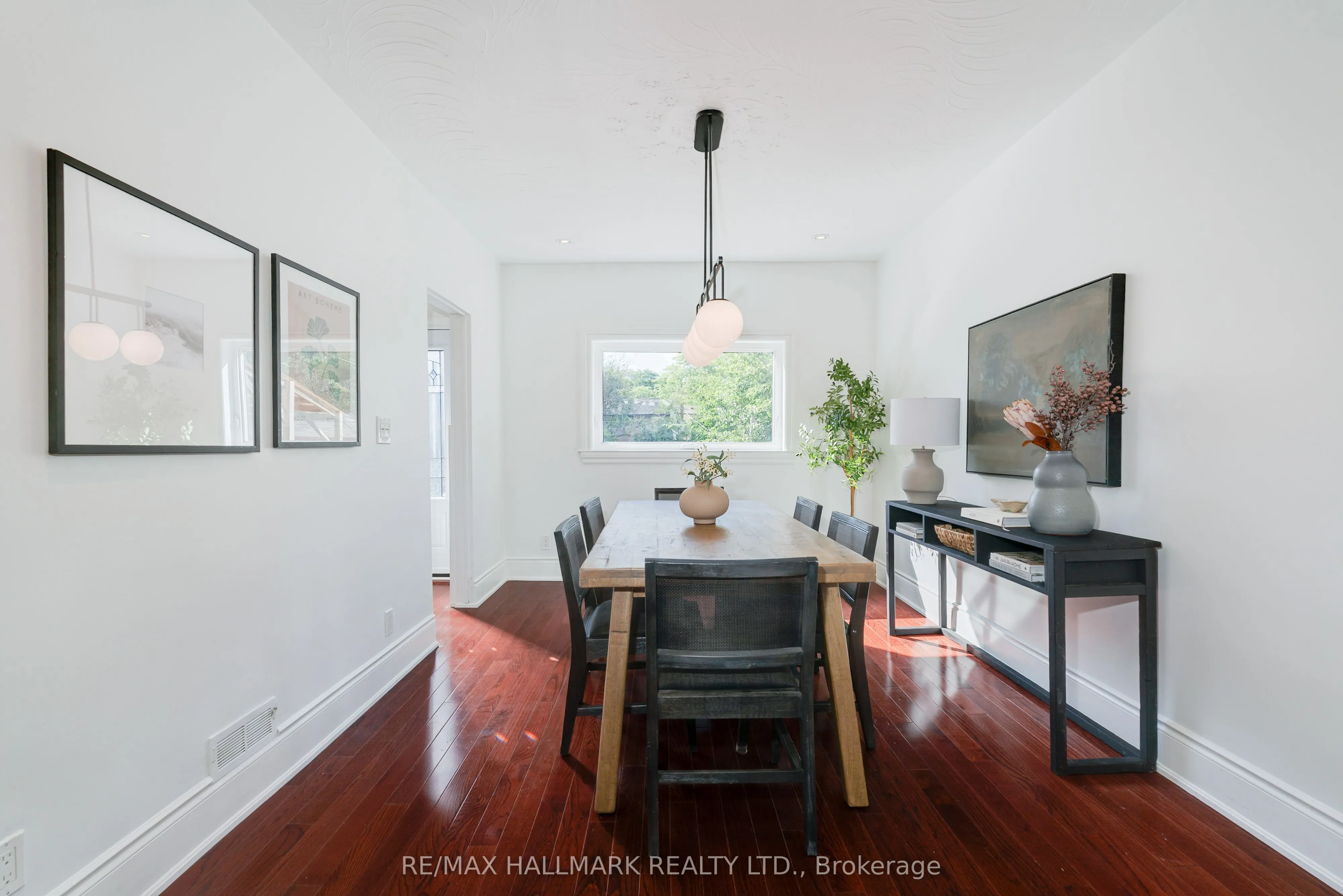 283 Wolverleigh Boulevard