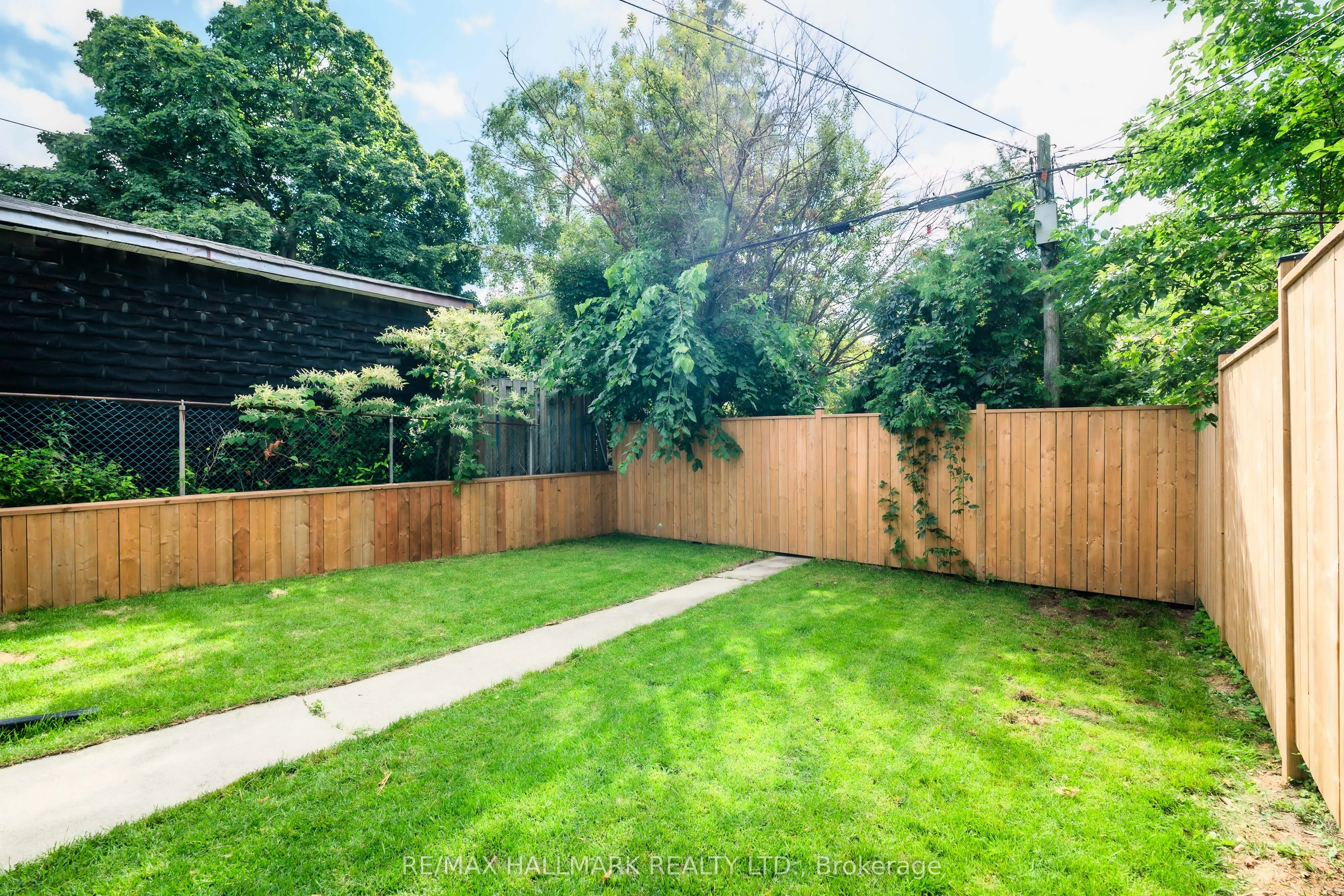283 Wolverleigh Boulevard