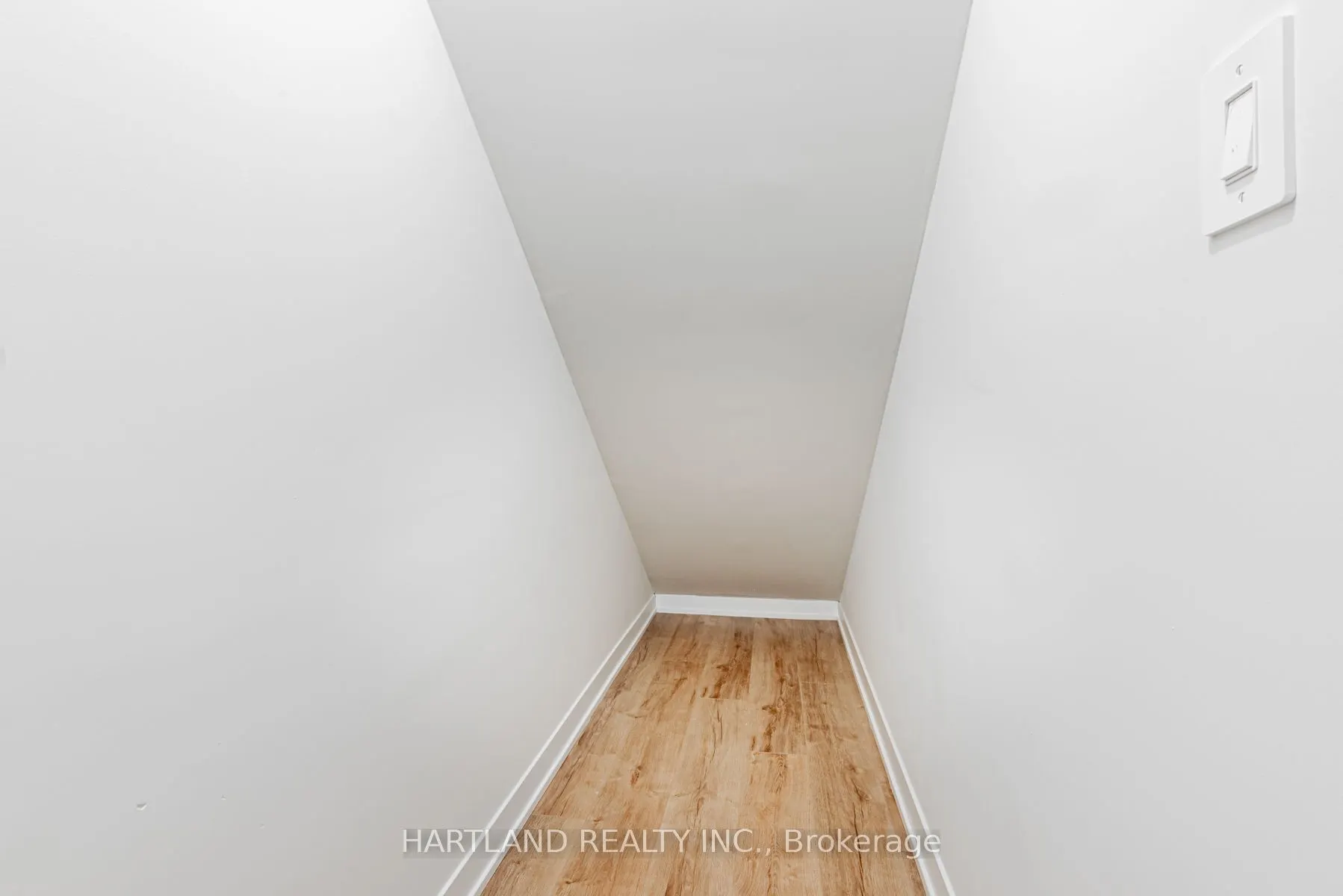 755 Omega Drive, #121