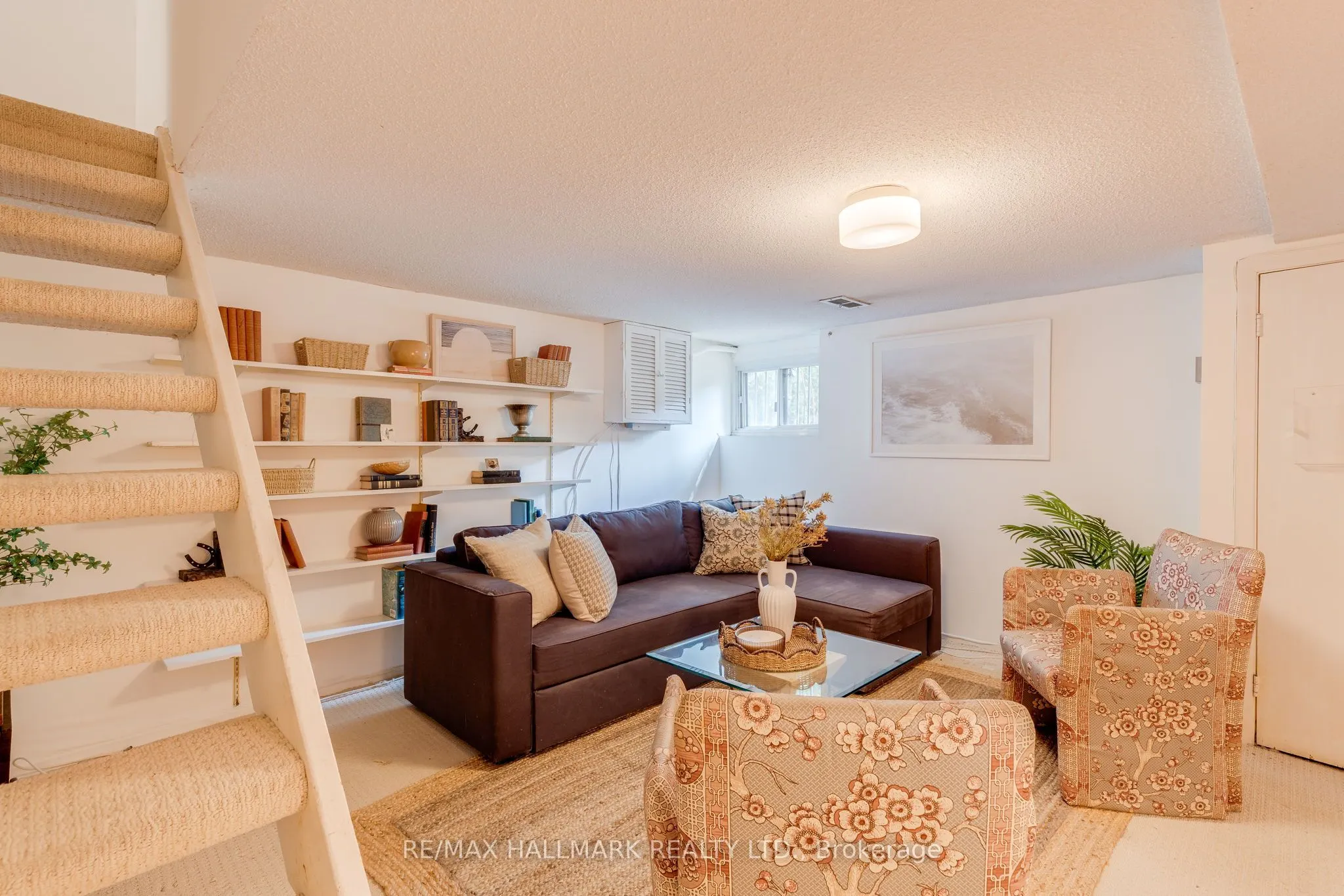 106 Frizzell Avenue