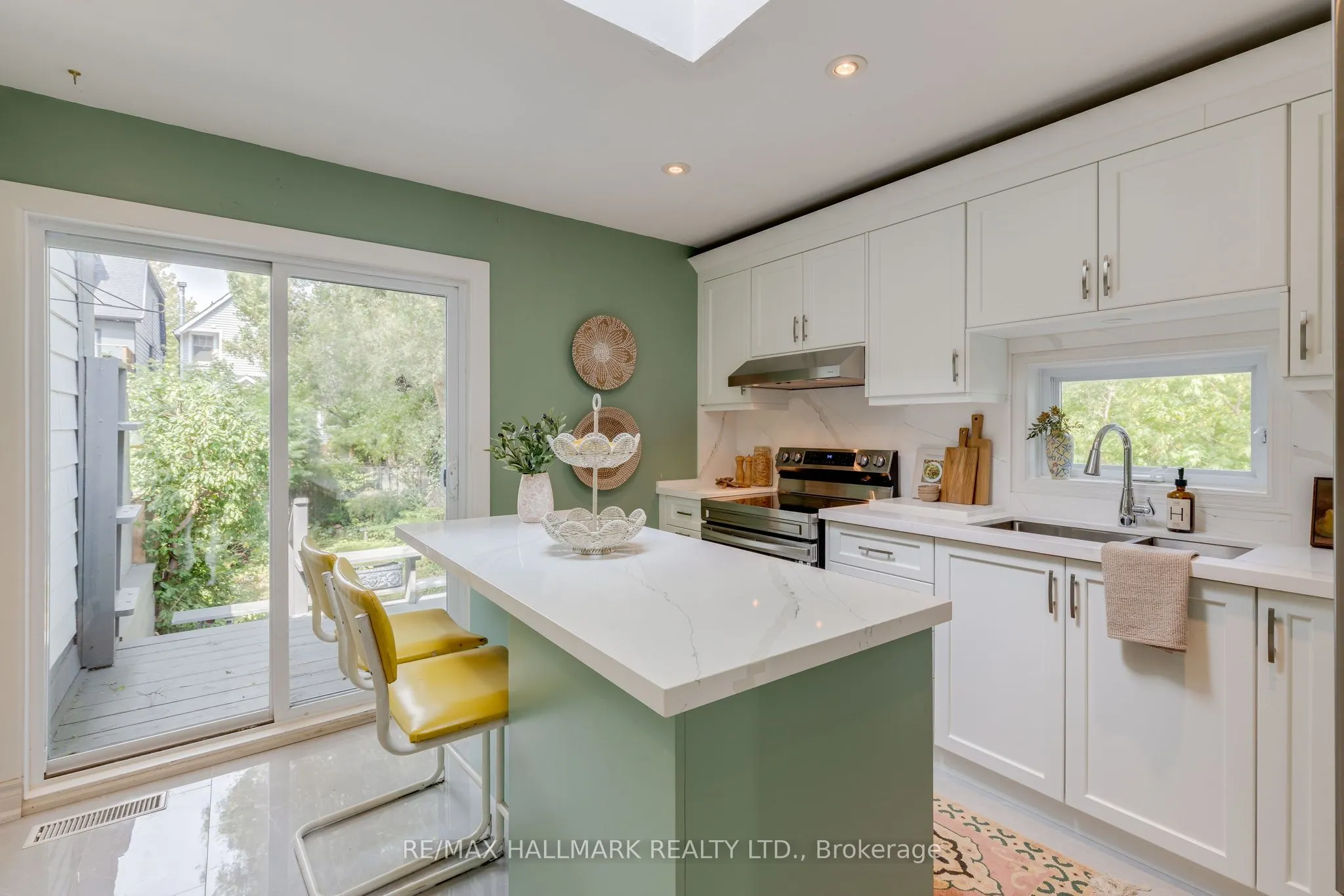106 Frizzell Avenue