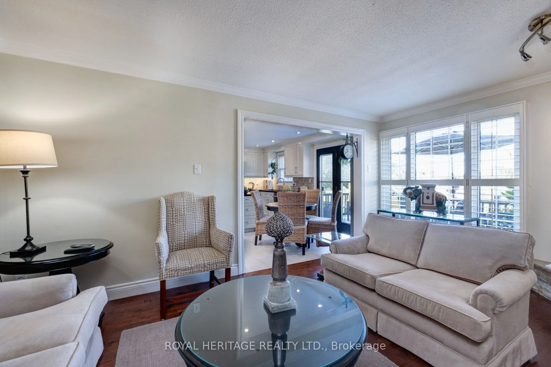 10 Anstead Crescent