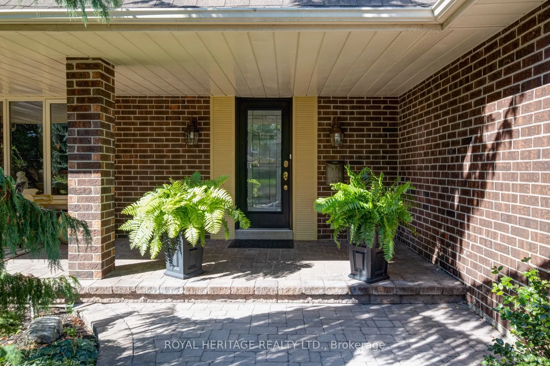 10 Anstead Crescent