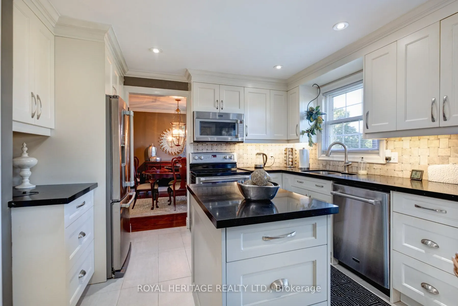 10 Anstead Crescent