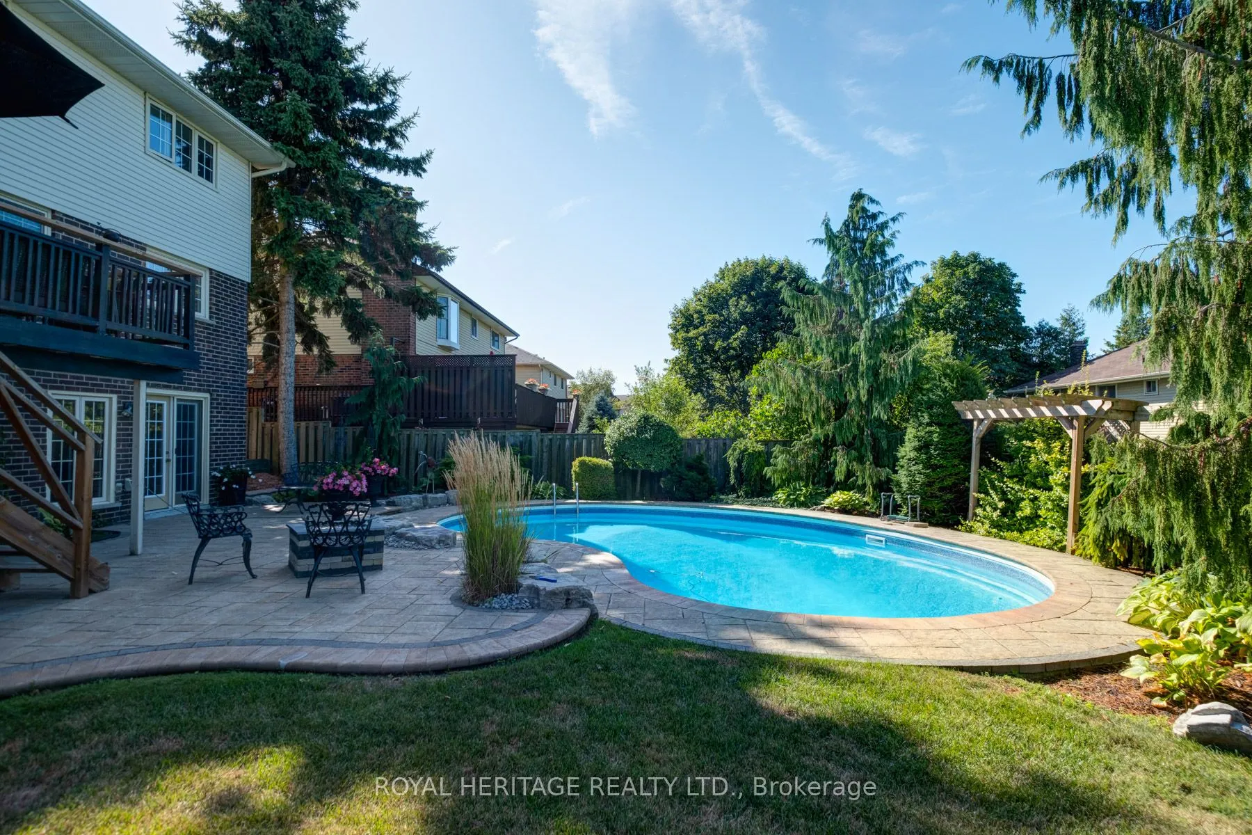 10 Anstead Crescent
