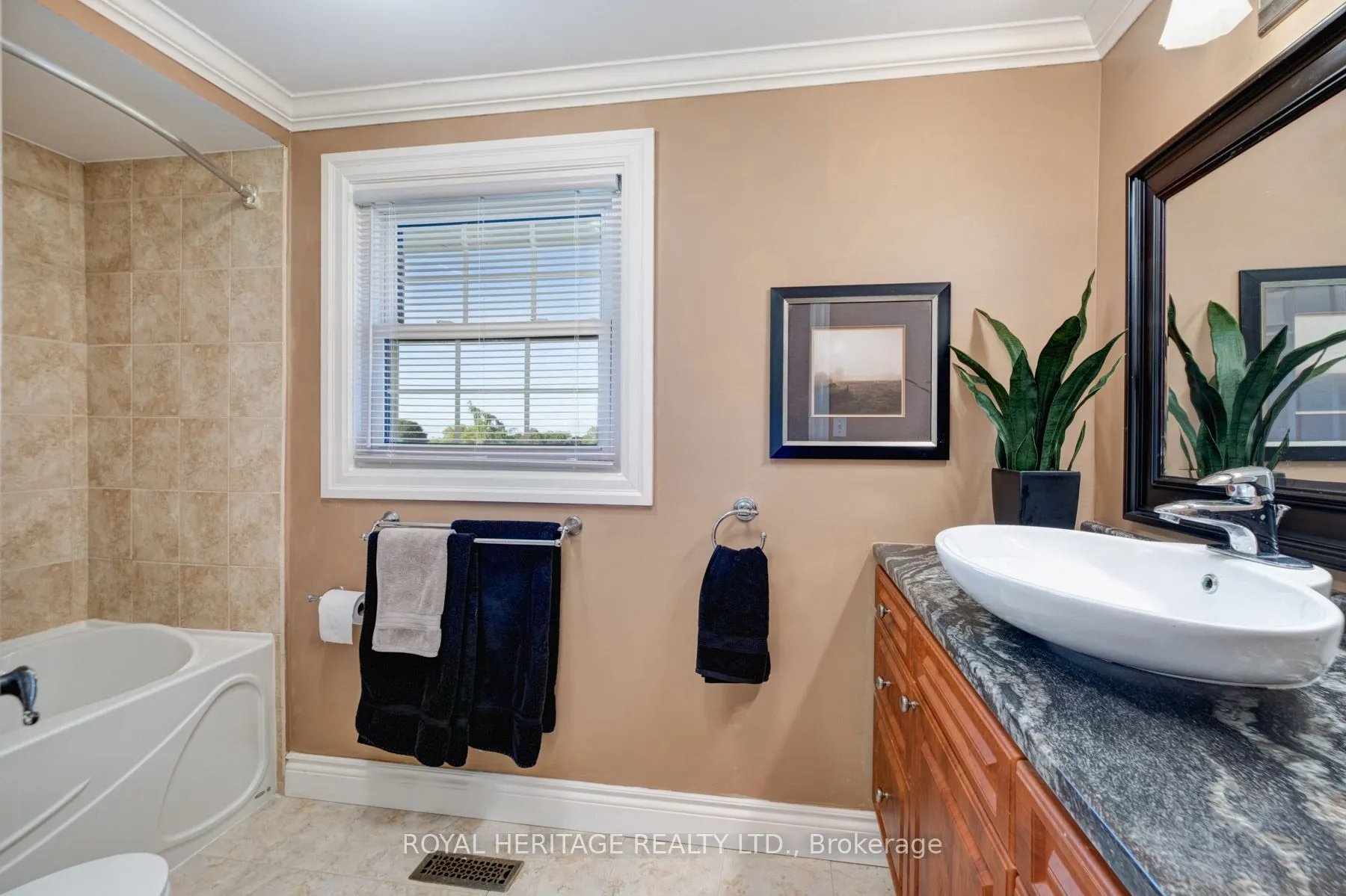 10 Anstead Crescent