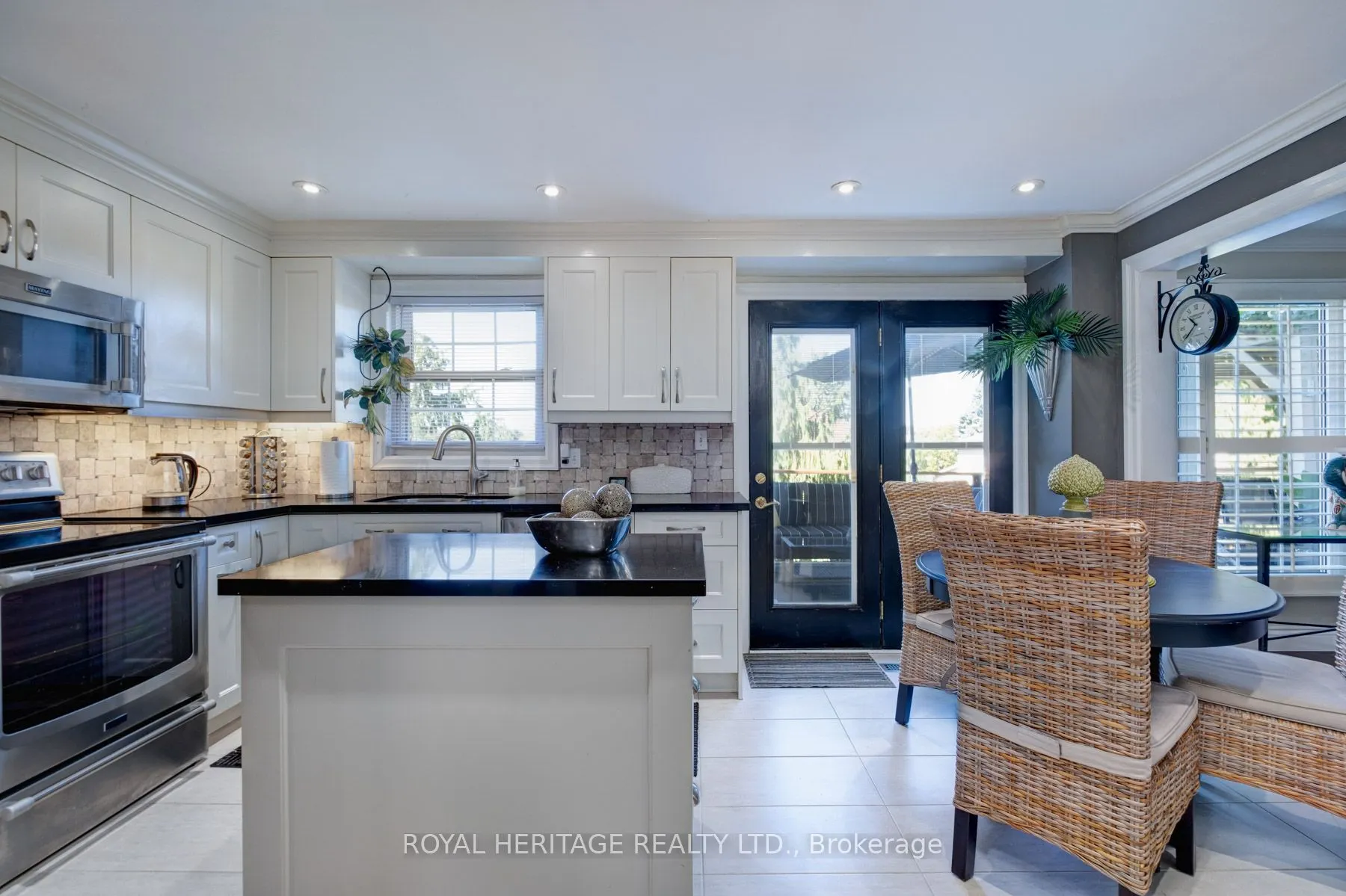 10 Anstead Crescent