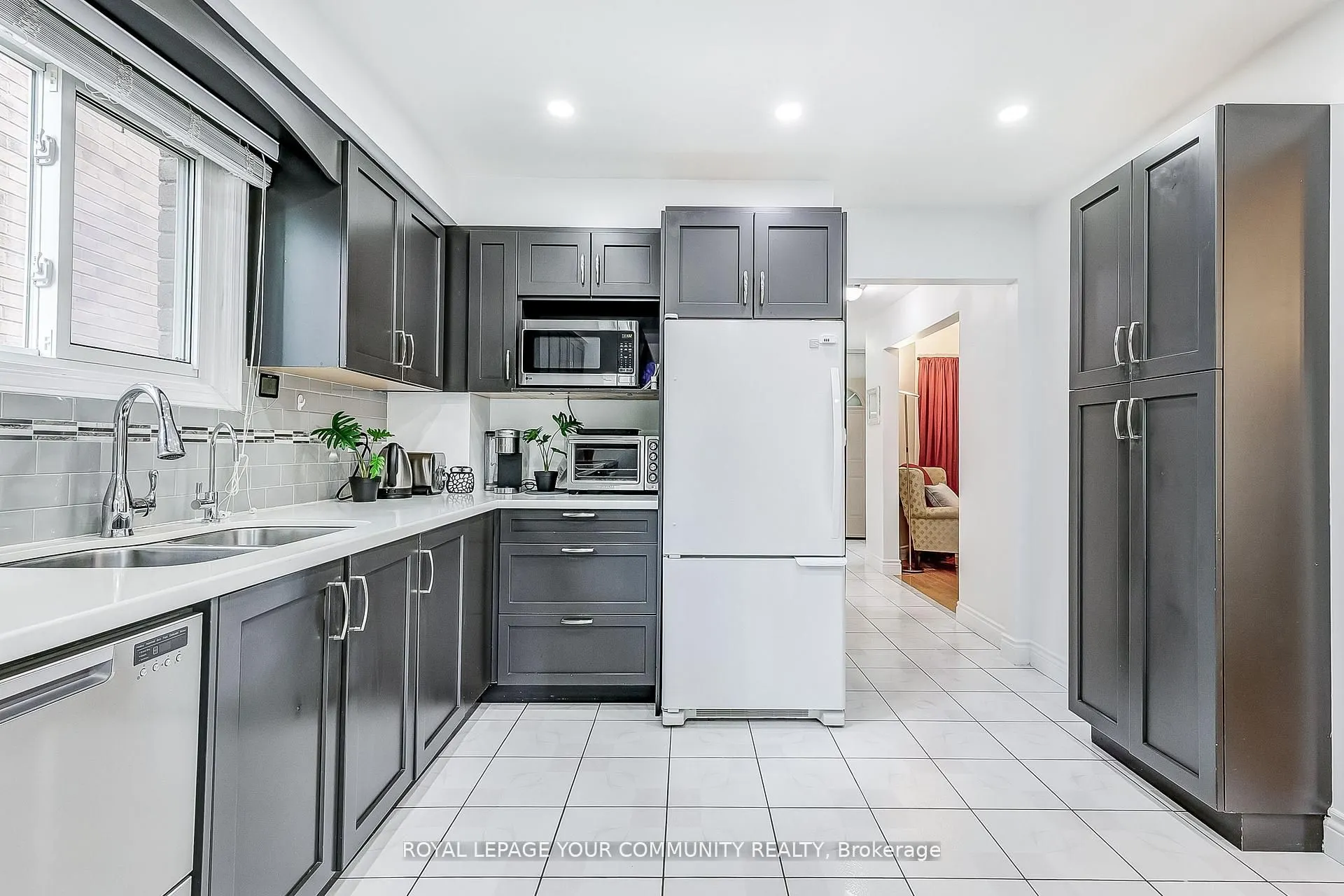 660 Foxwood Trail