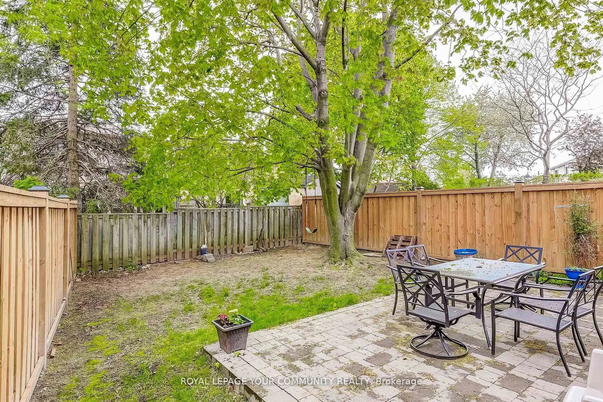 660 Foxwood Trail