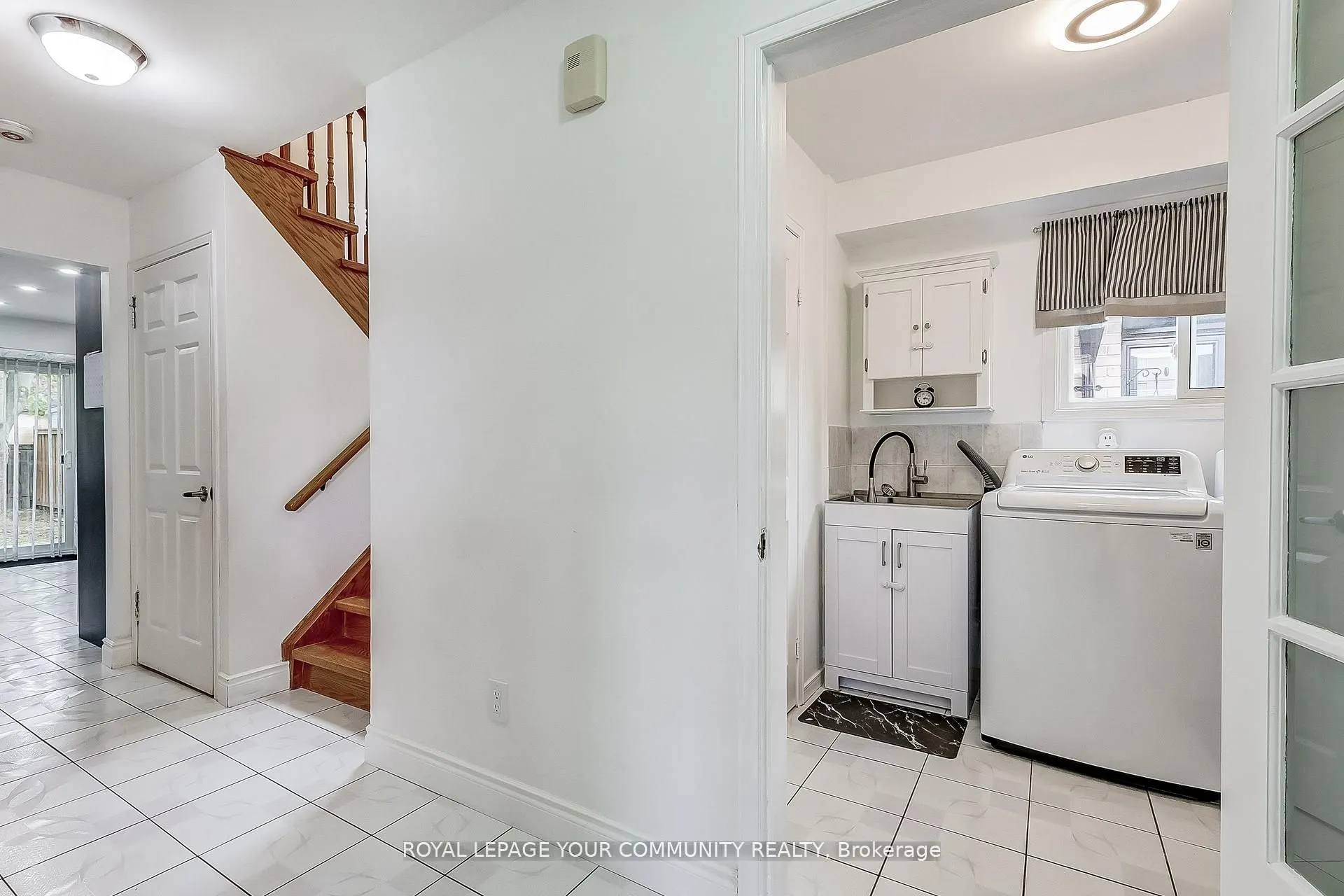 660 Foxwood Trail