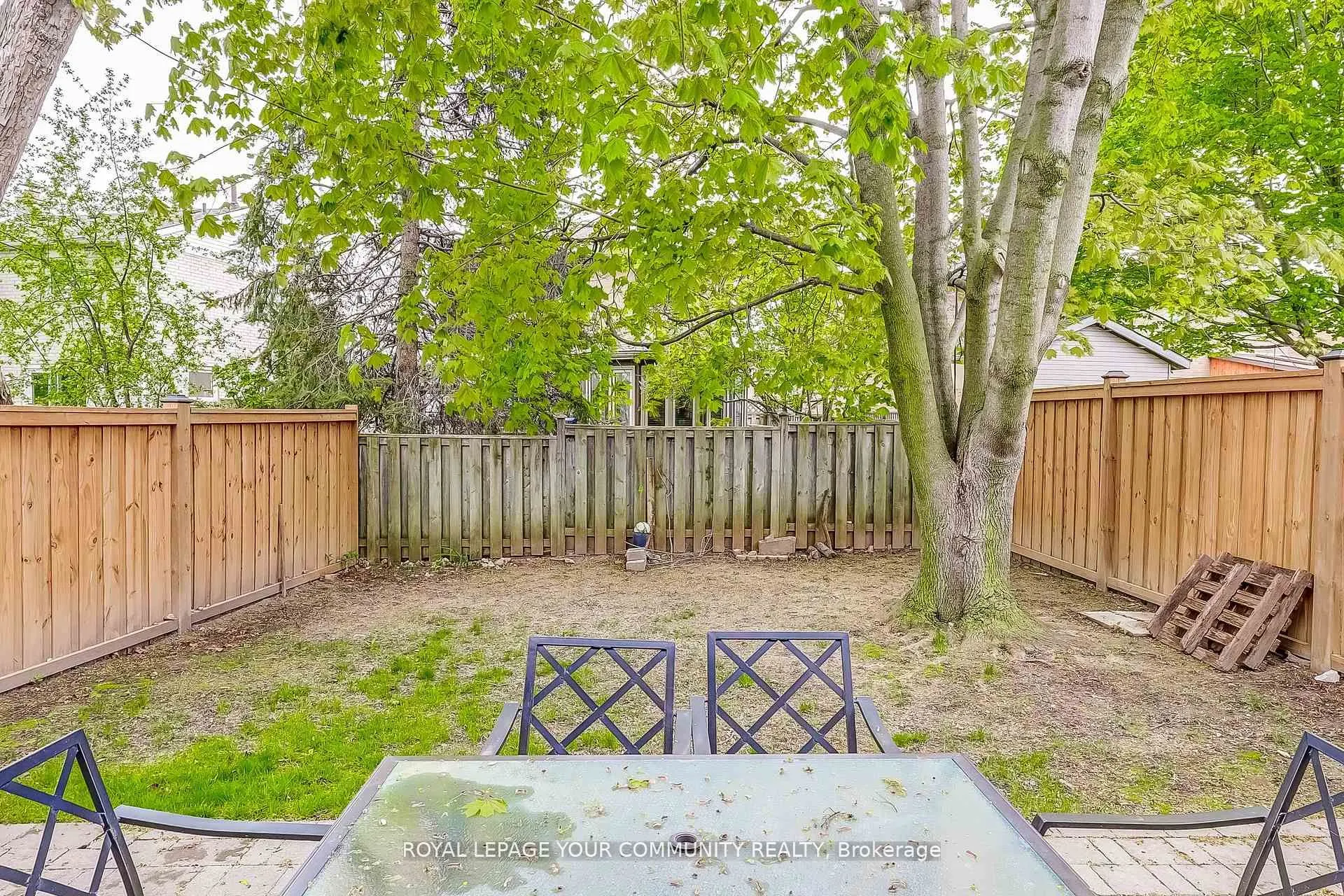 660 Foxwood Trail