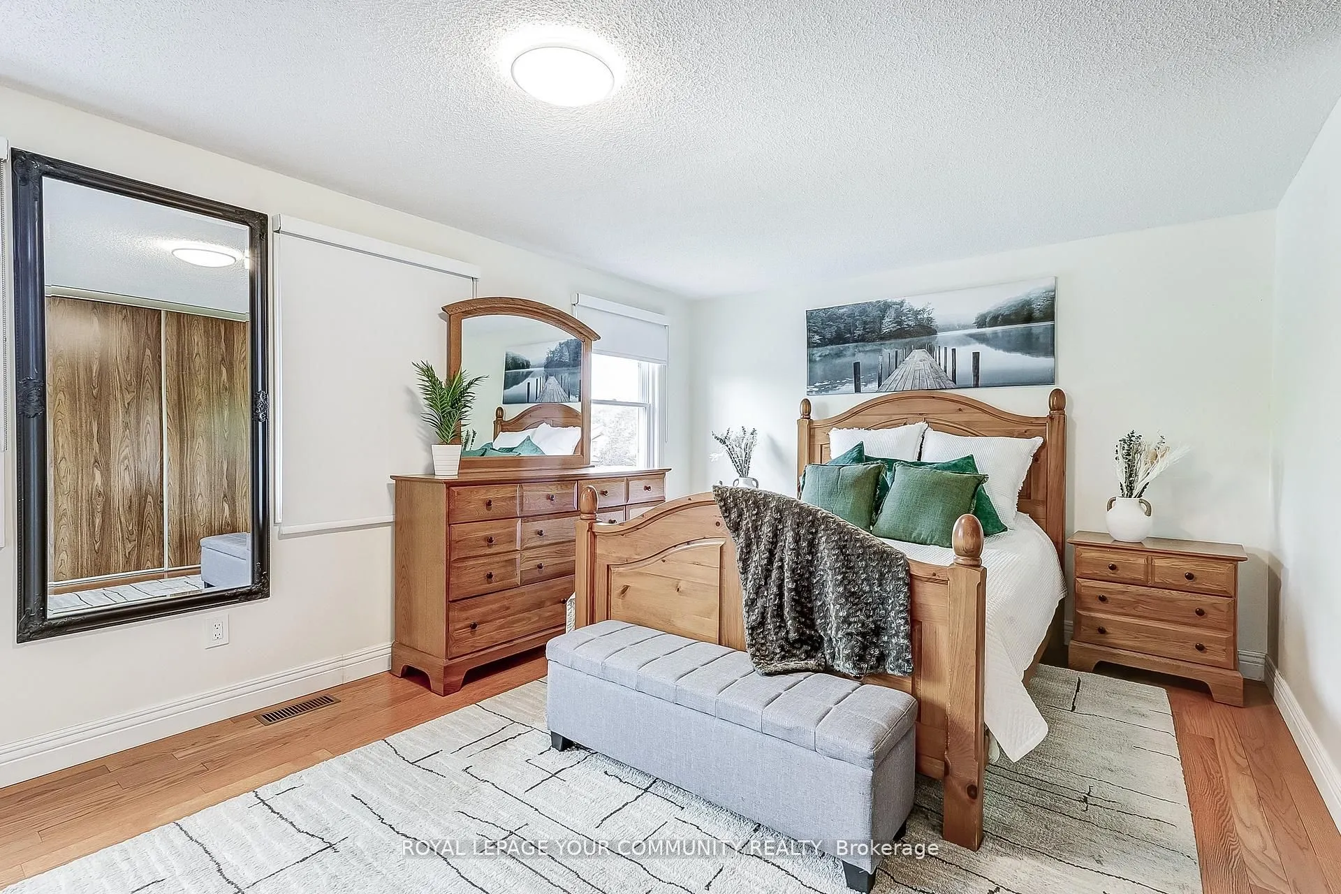 660 Foxwood Trail