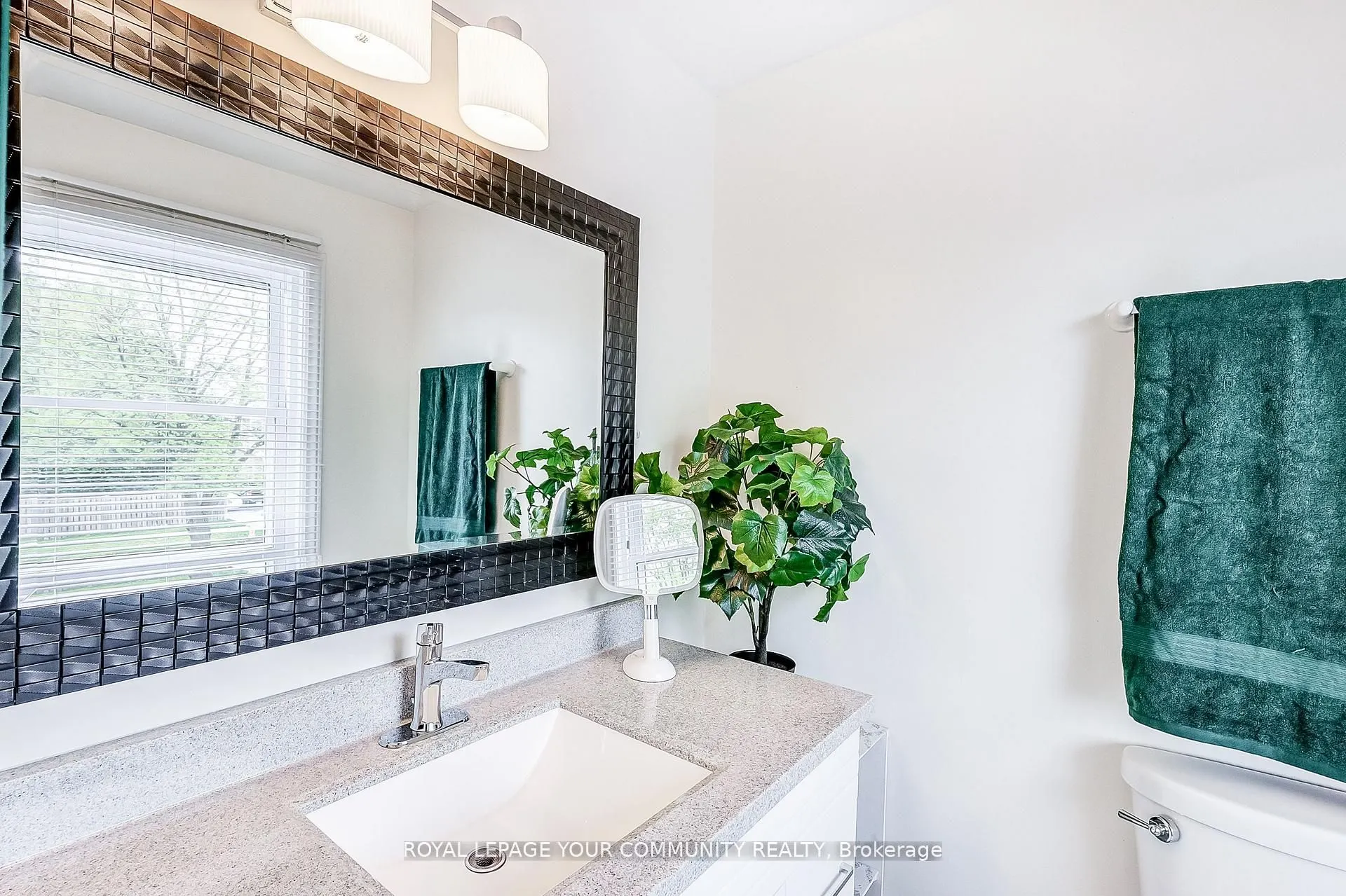 660 Foxwood Trail