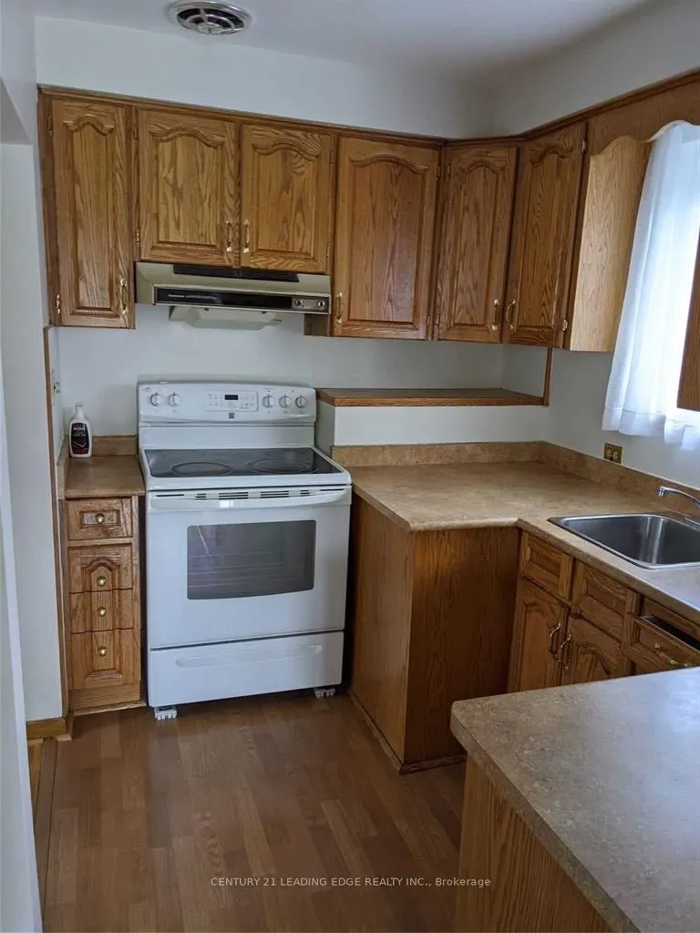 147 Pandora Circle, #Upper