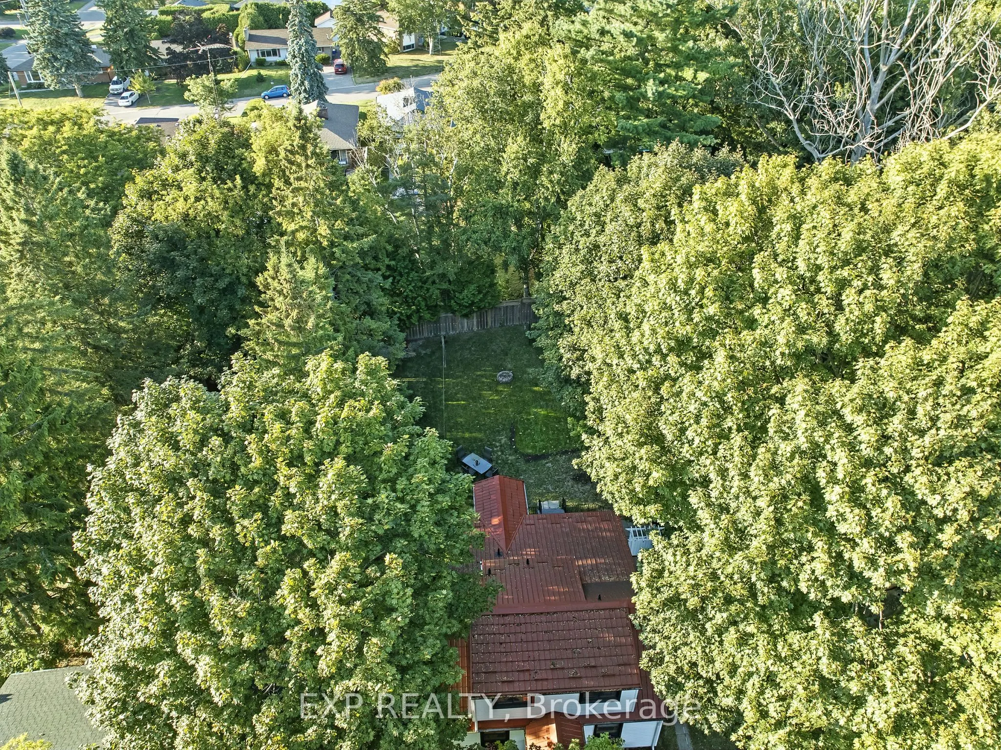 1044 King Street E