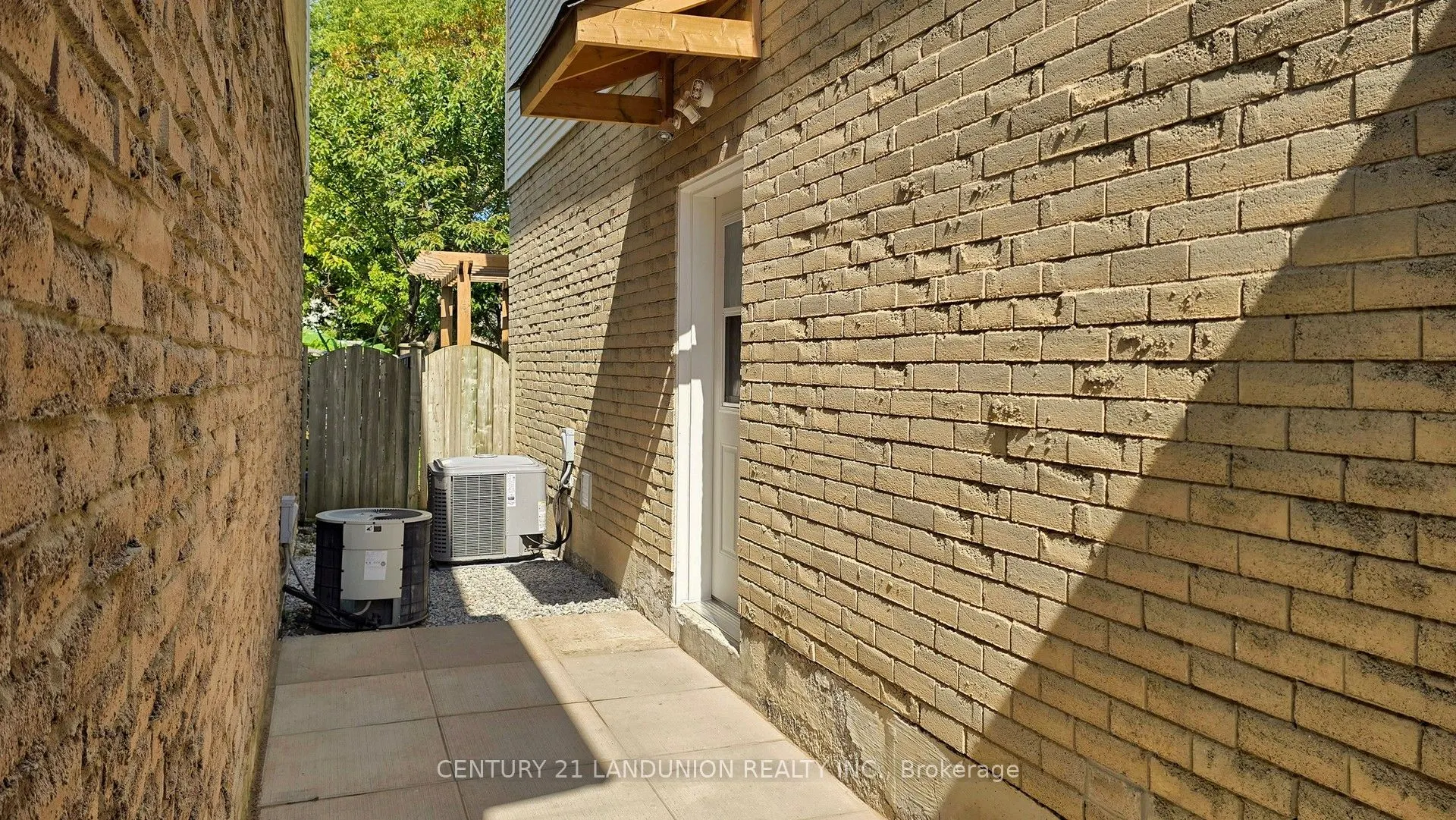 78 Maresfield Drive