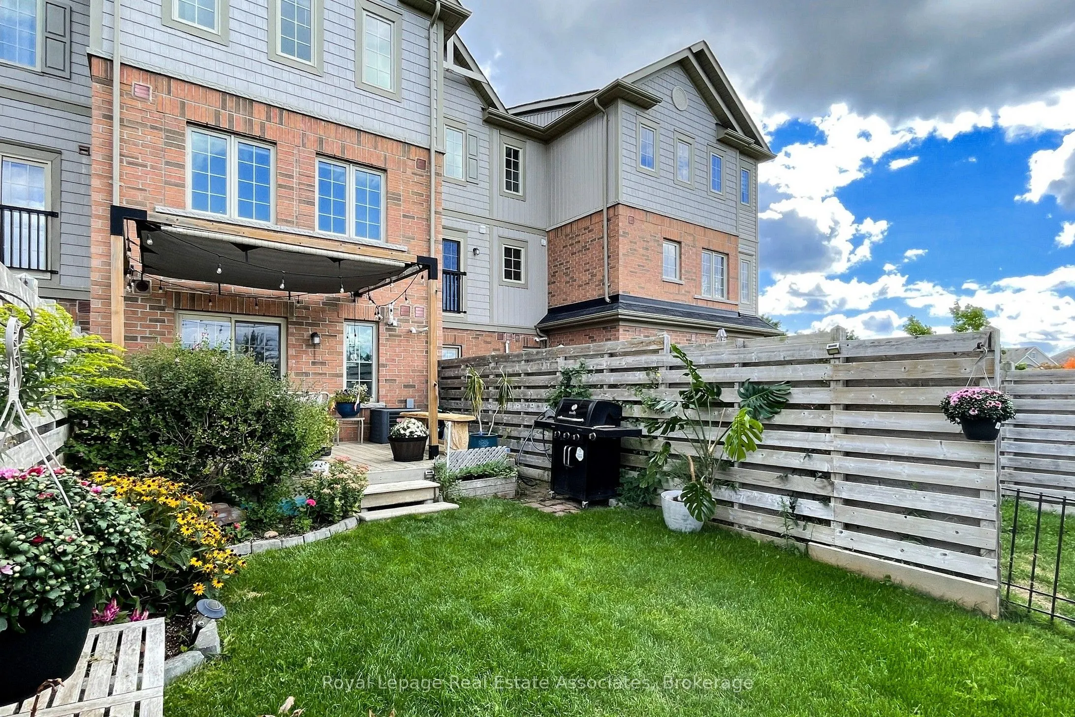 6 Benjamin Way