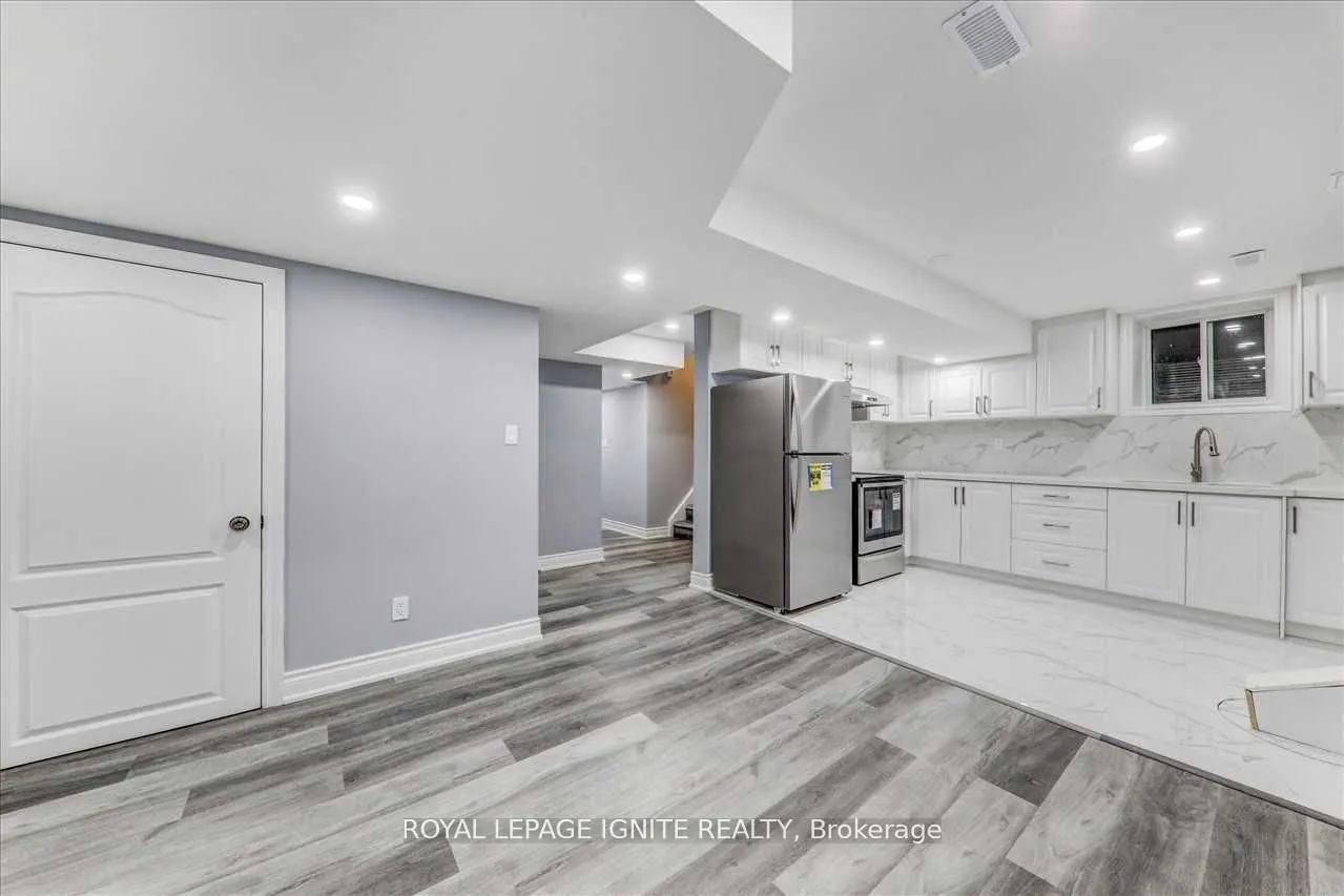 14 Rushlands Crescent, #BSMT