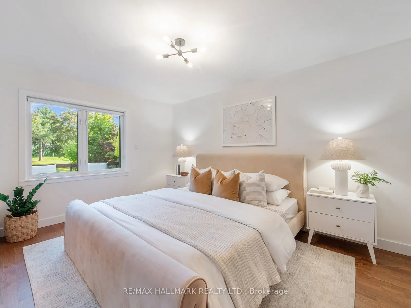 21 Fairfax Crescent