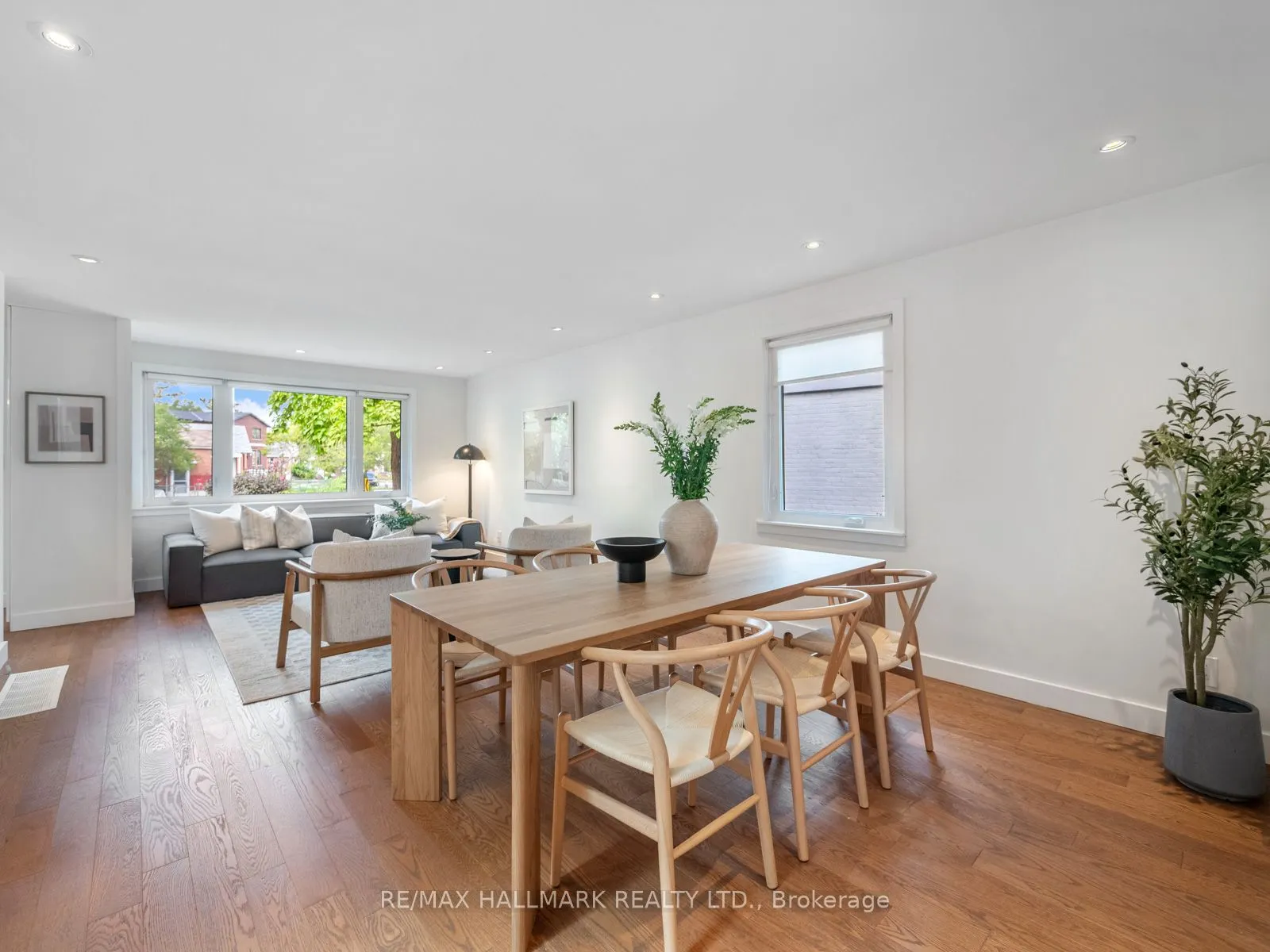 21 Fairfax Crescent