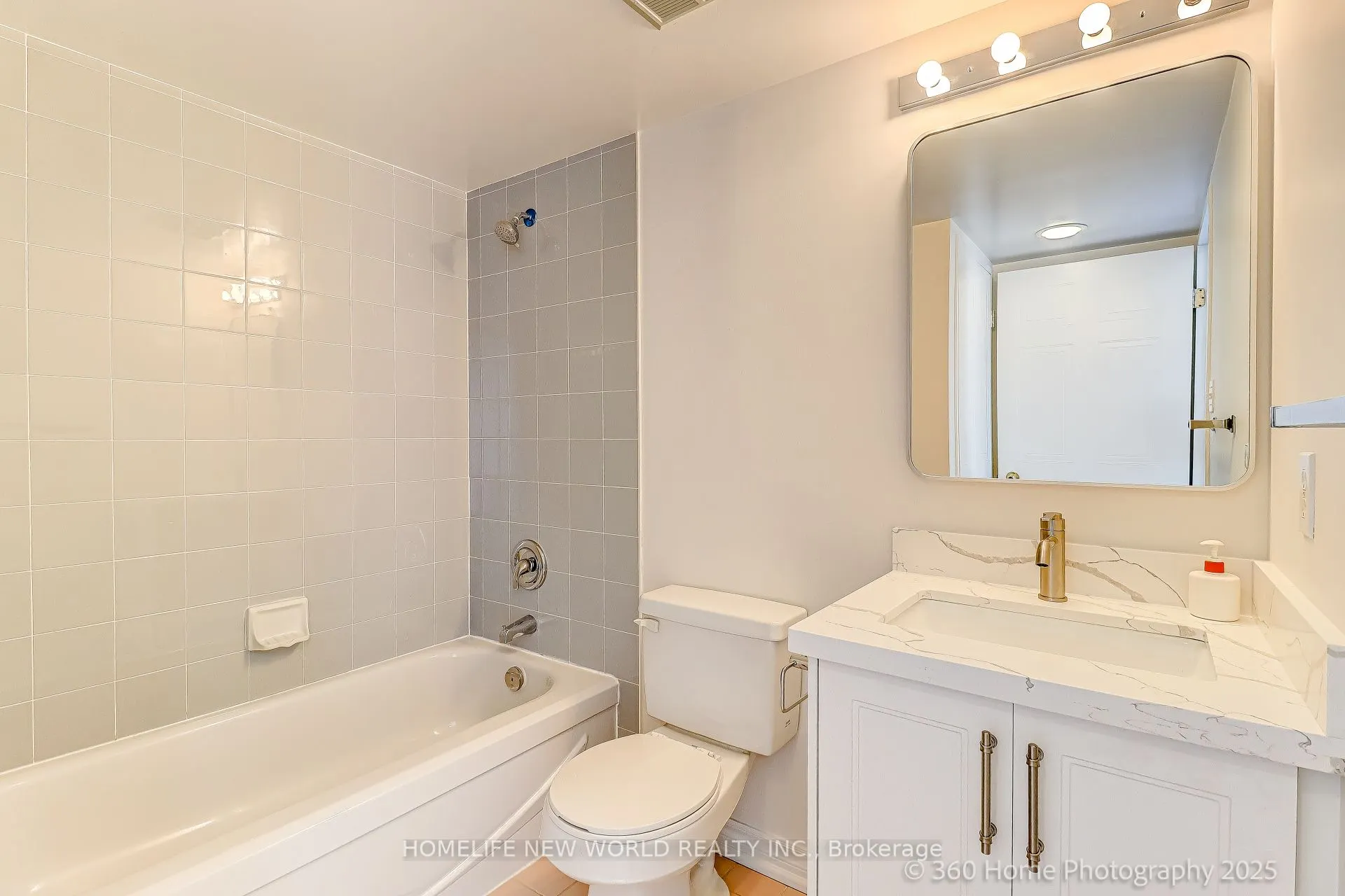2550 Lawrence Avenue, #1006