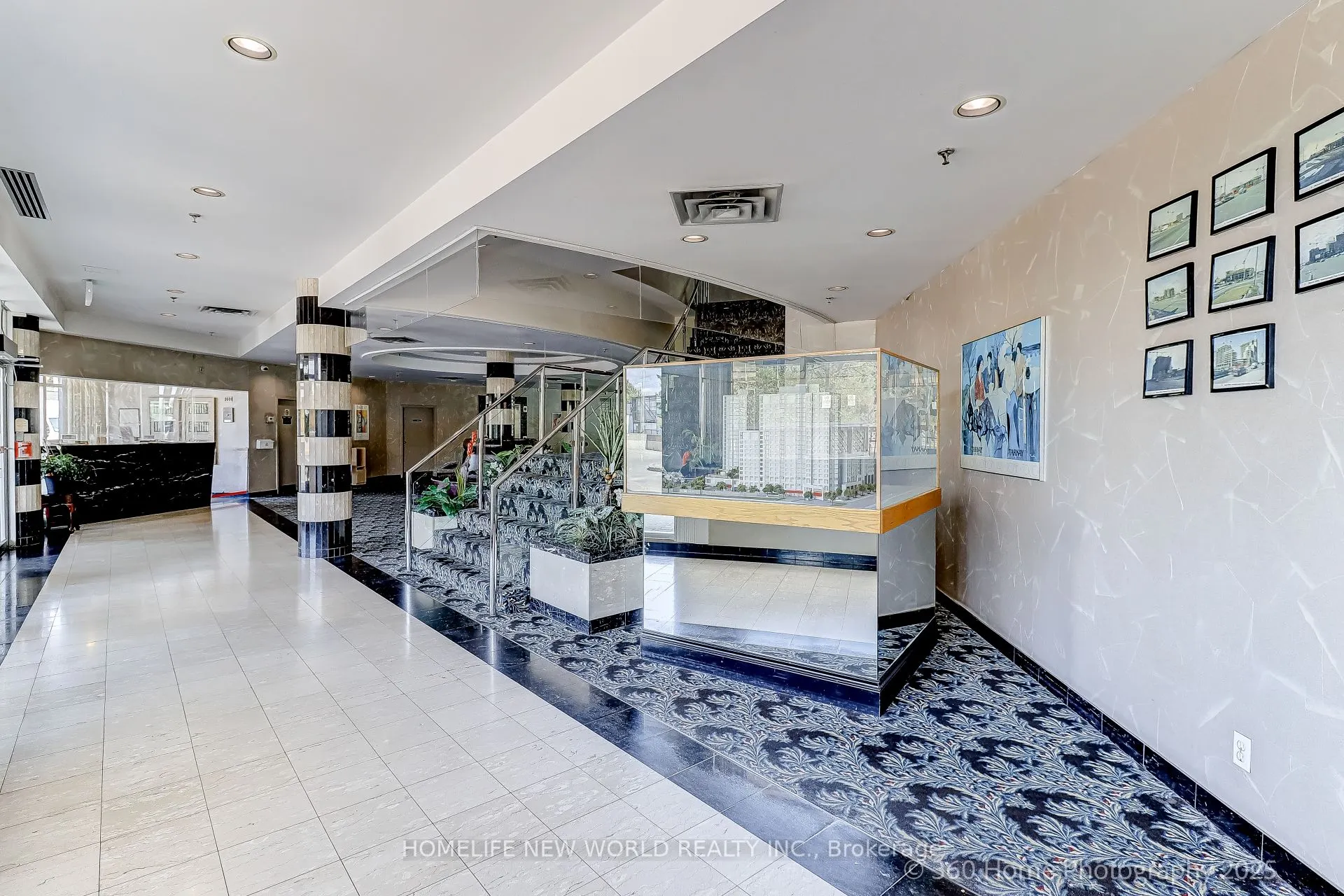 2550 Lawrence Avenue, #1006