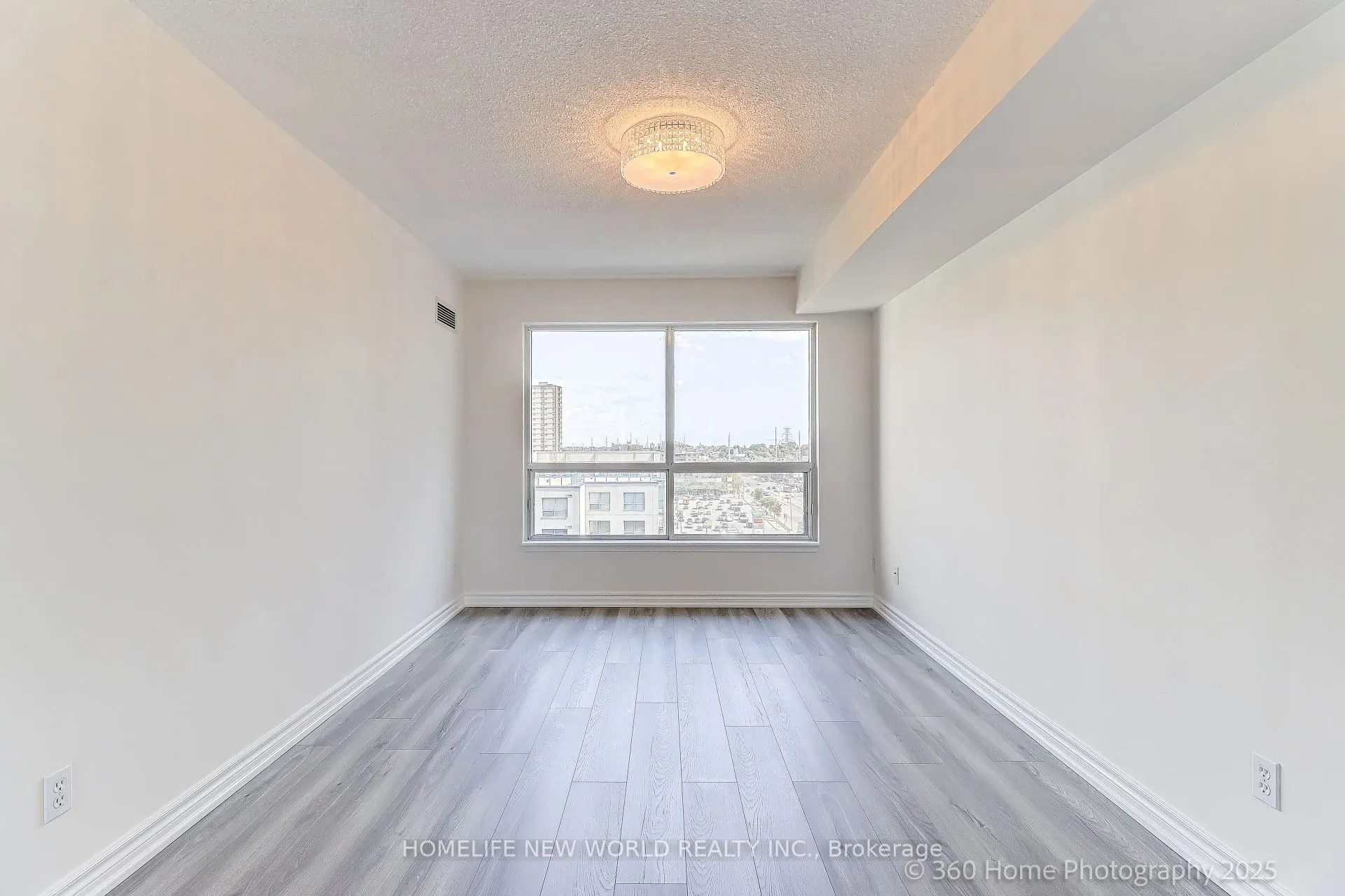 2550 Lawrence Avenue, #1006