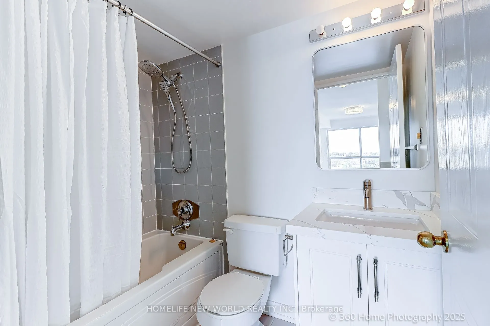 2550 Lawrence Avenue, #1006