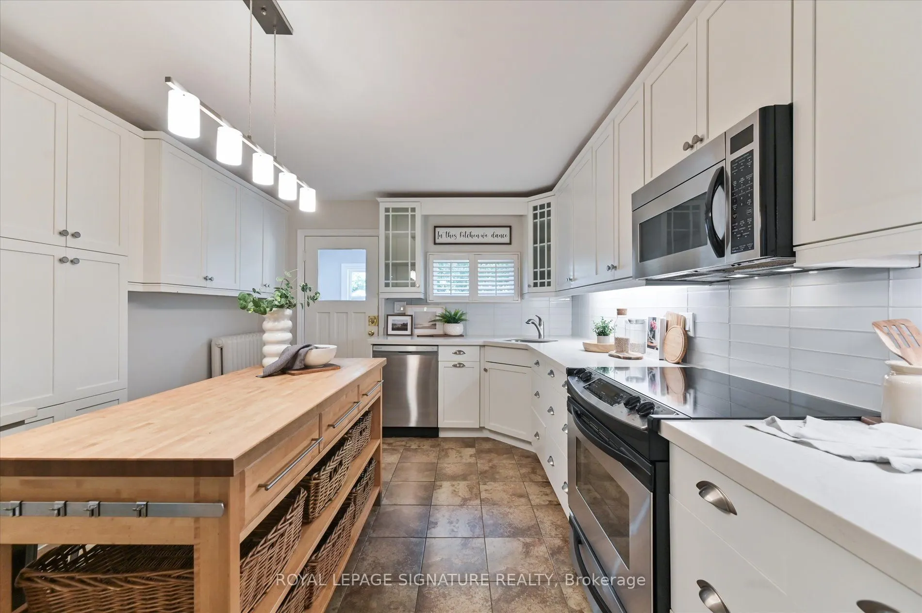 80 Mortimer Avenue