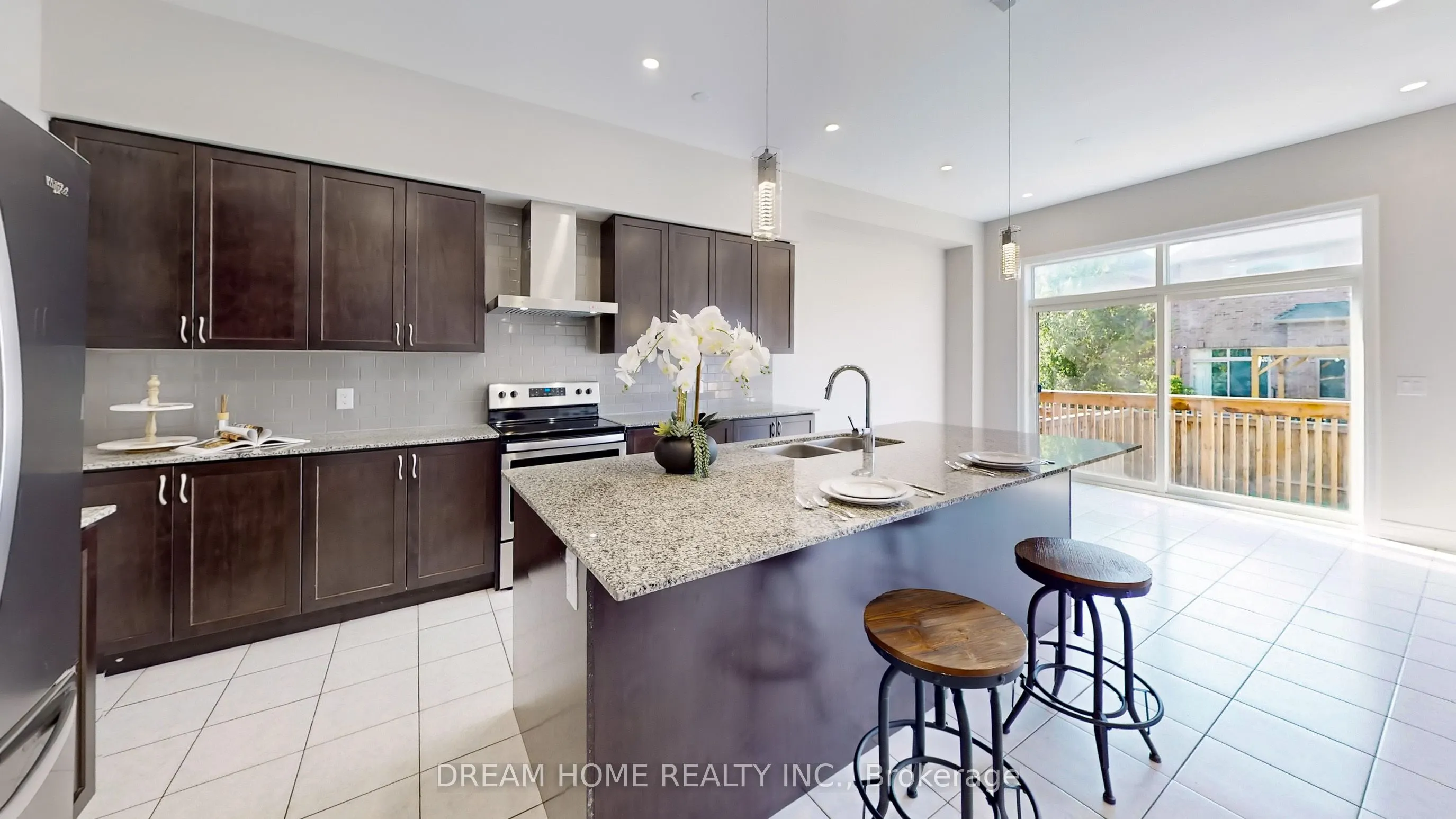 69 Blenheim Circle