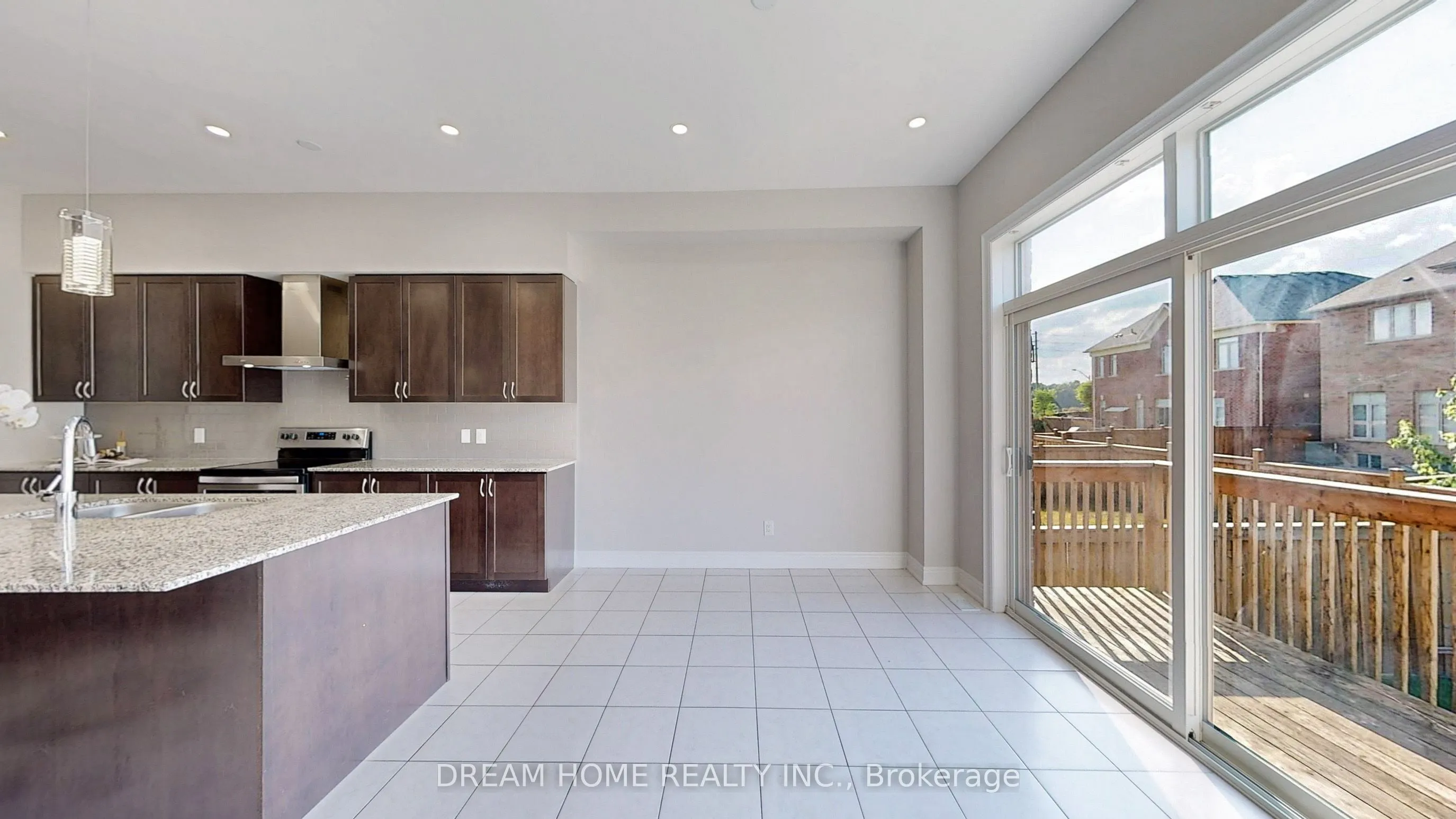 69 Blenheim Circle