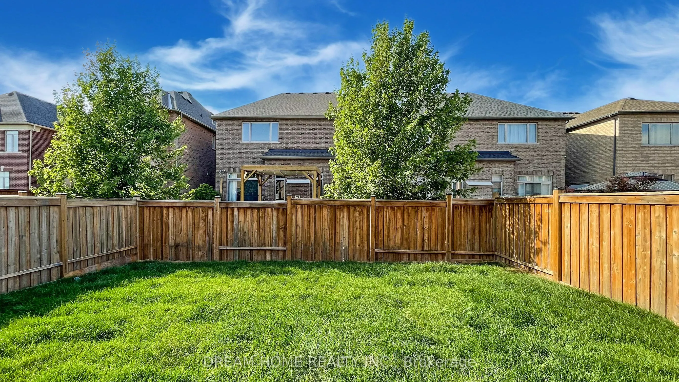 69 Blenheim Circle