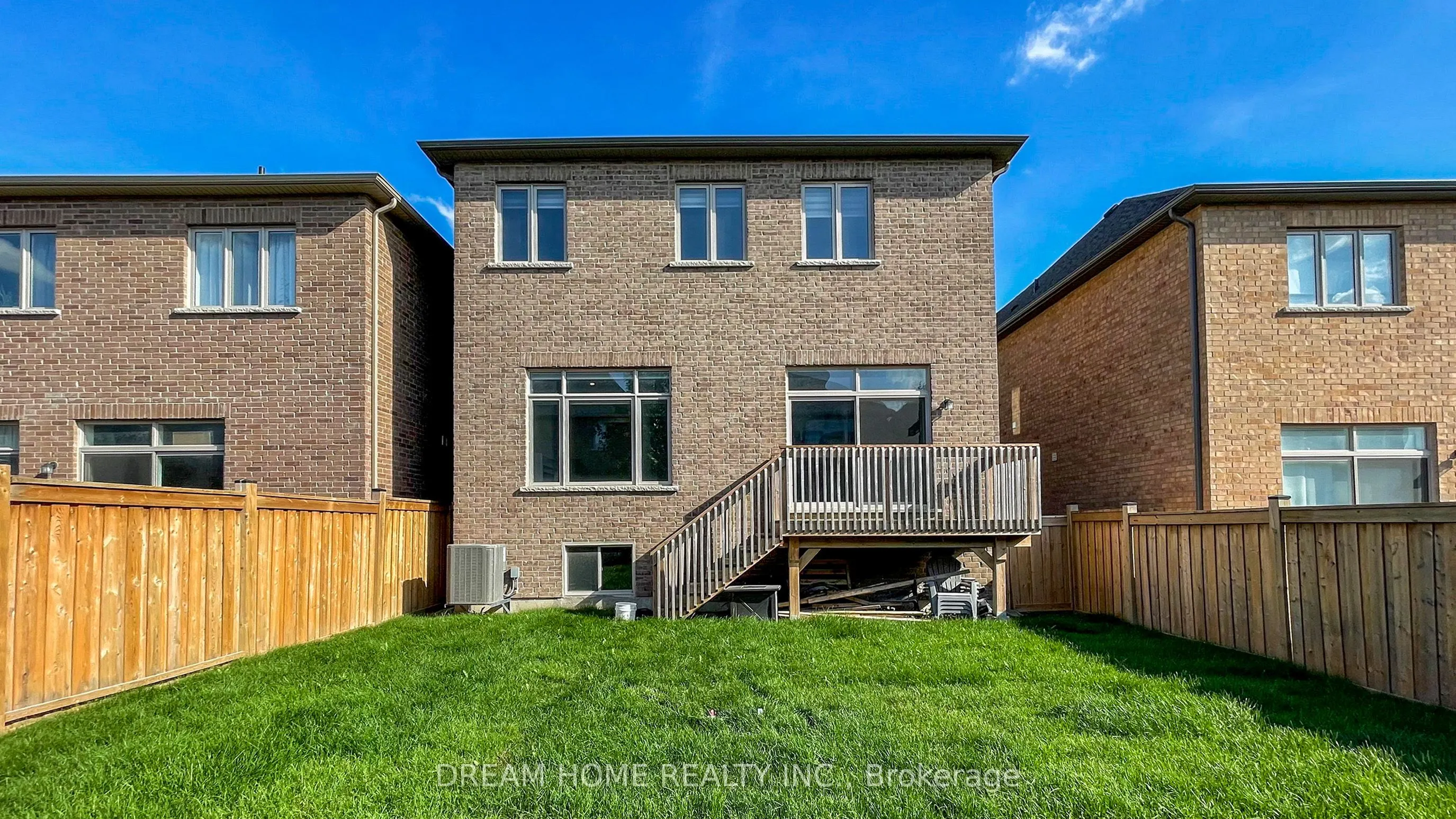 69 Blenheim Circle