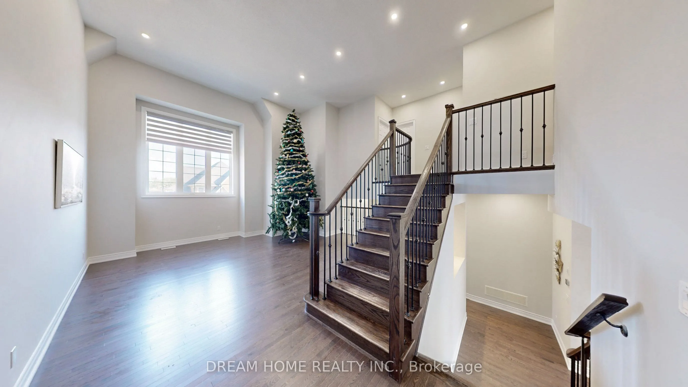 69 Blenheim Circle