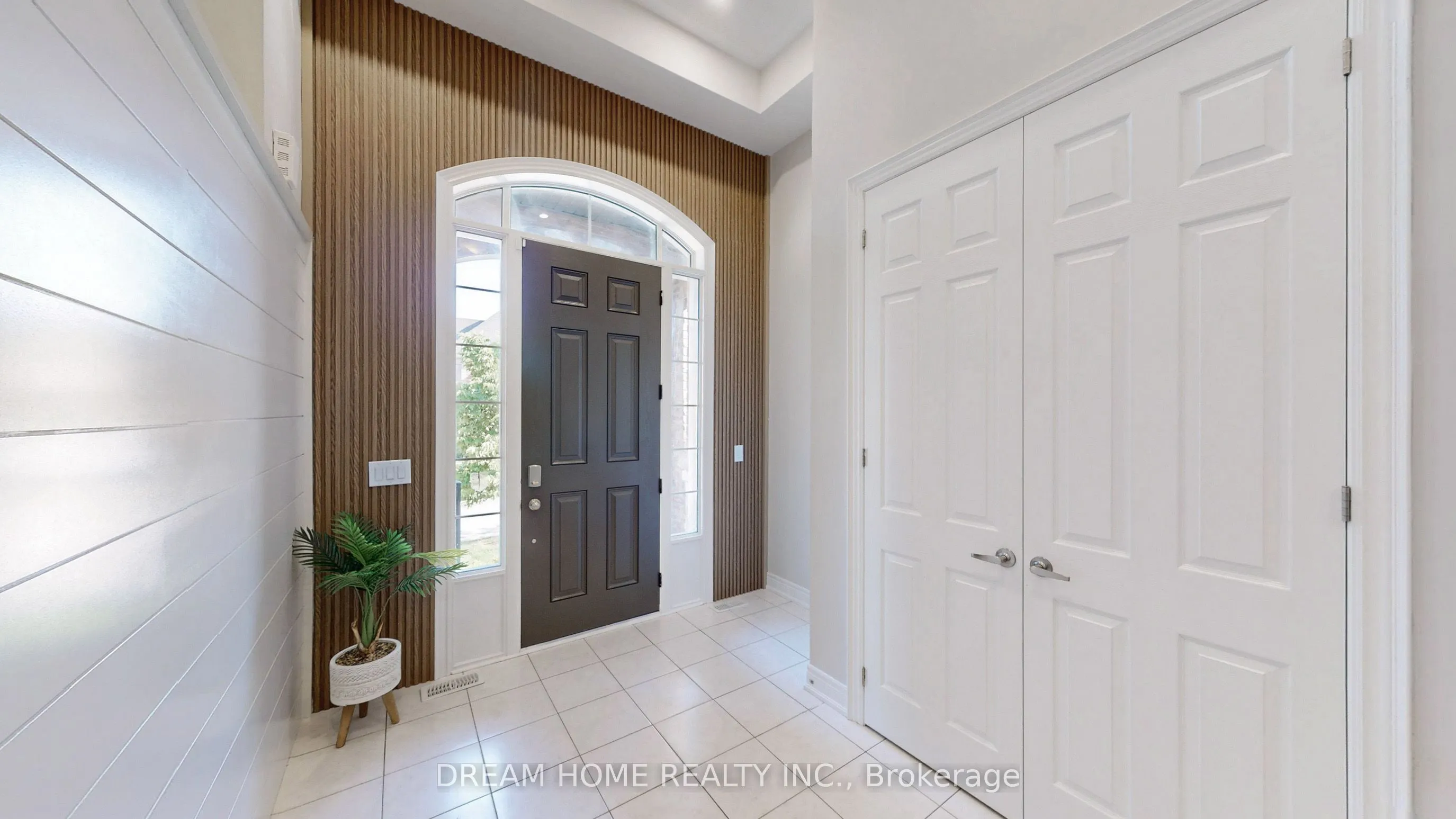 69 Blenheim Circle
