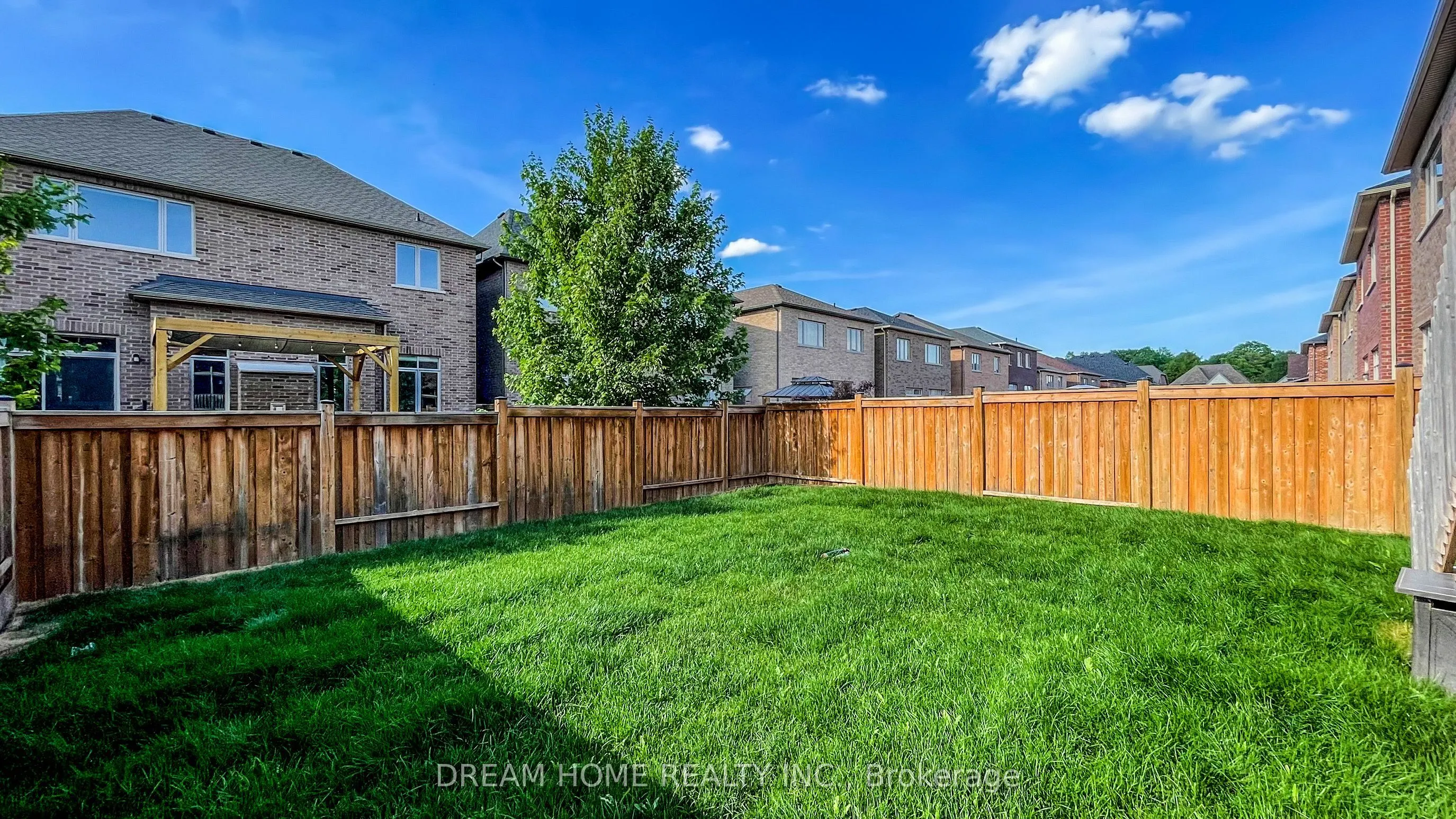 69 Blenheim Circle