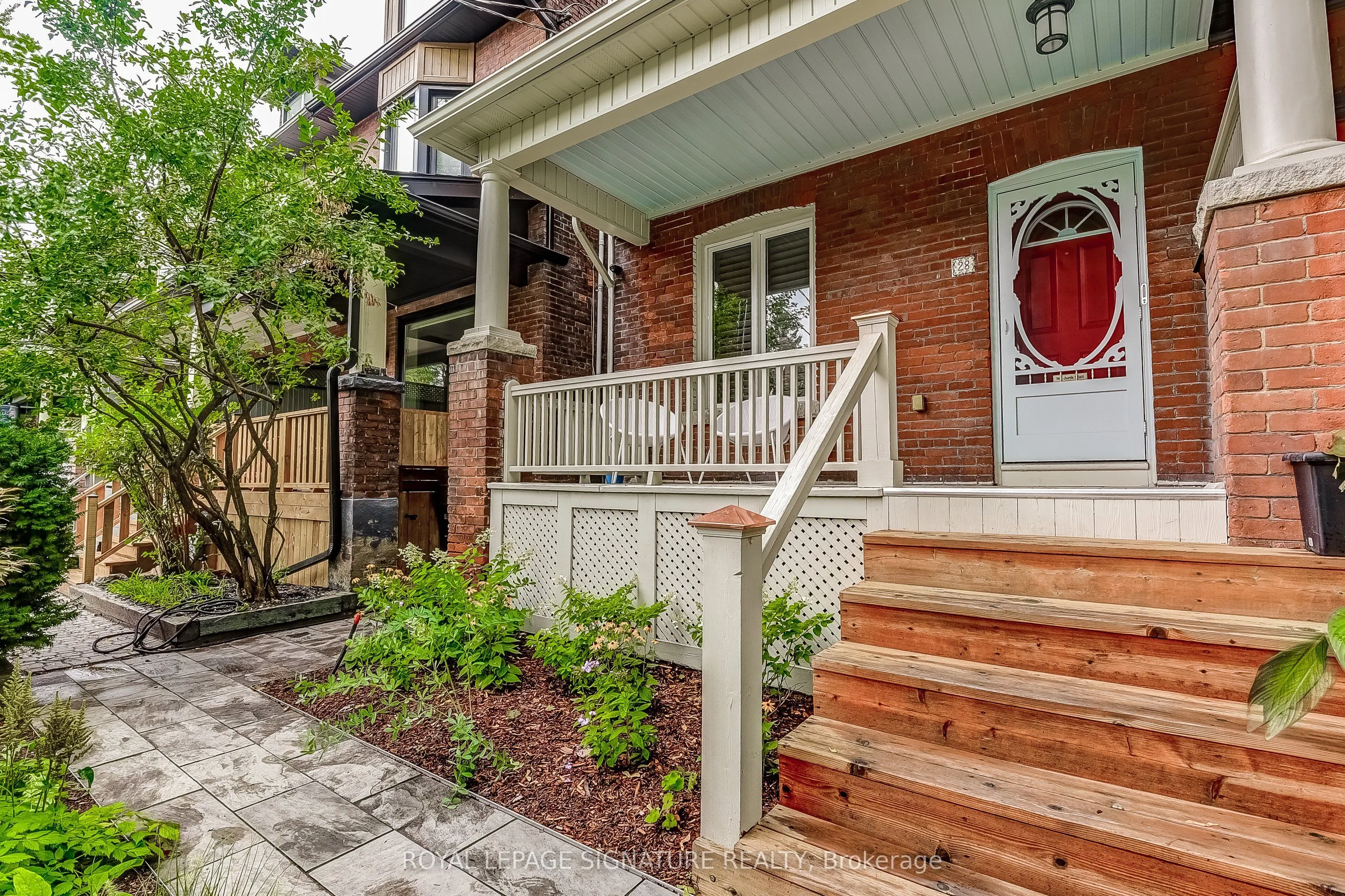 28 Garnock Avenue