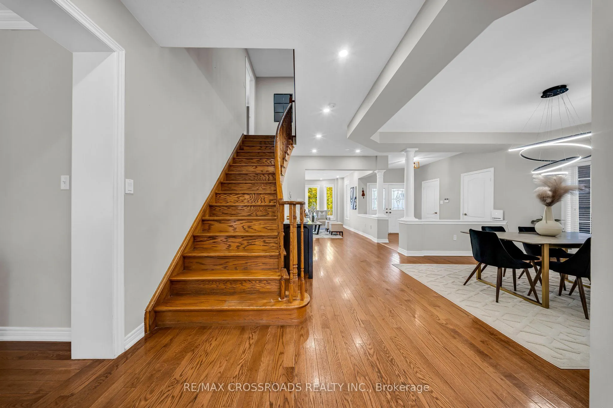 67 Alden Square
