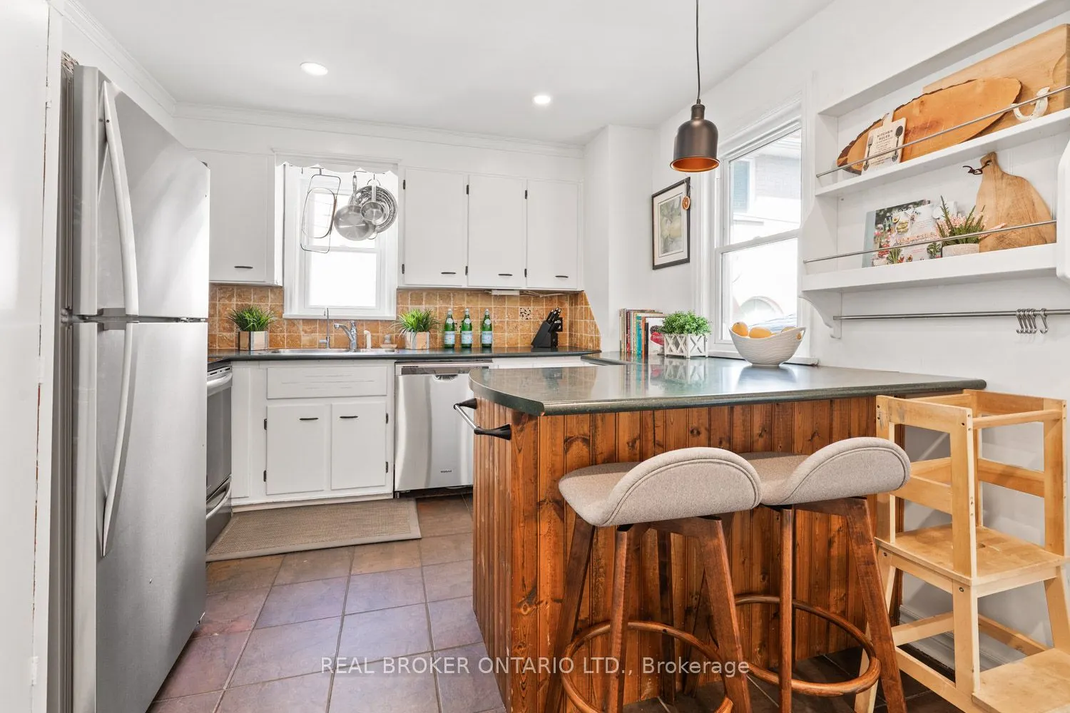 39 Vanbrugh Avenue