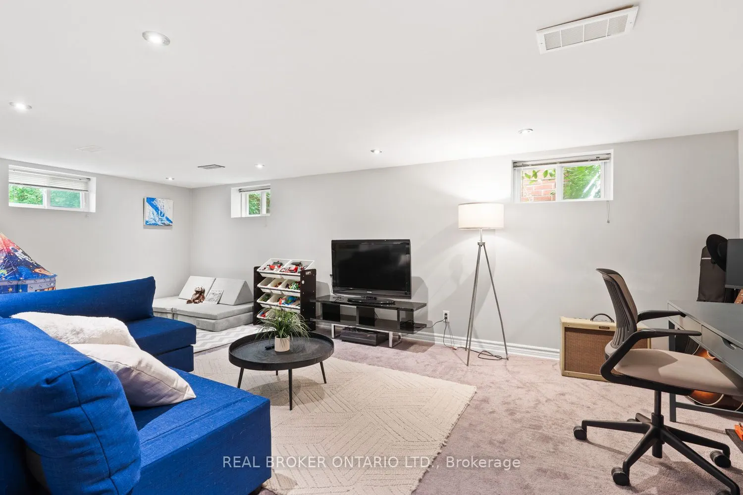 39 Vanbrugh Avenue
