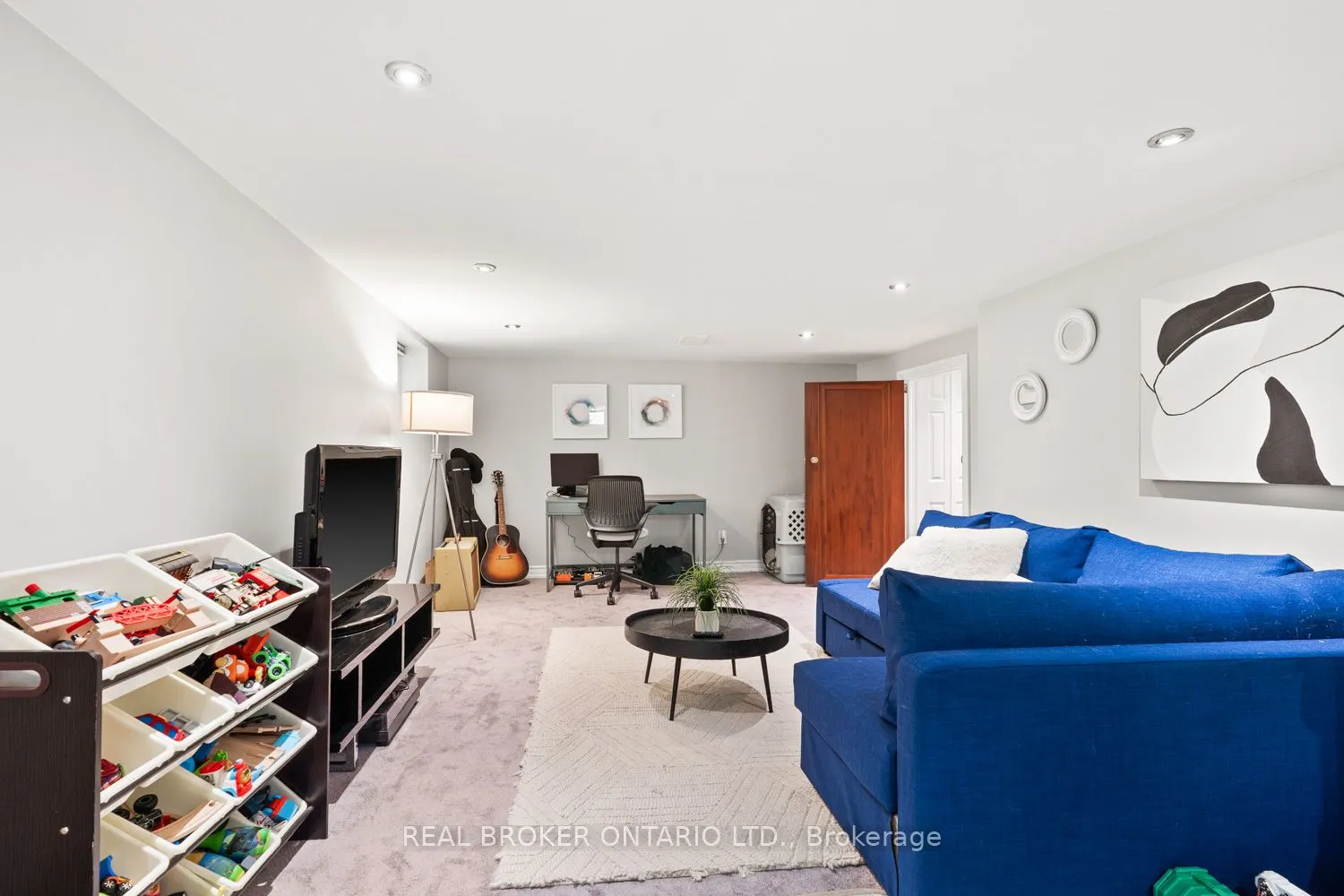 39 Vanbrugh Avenue