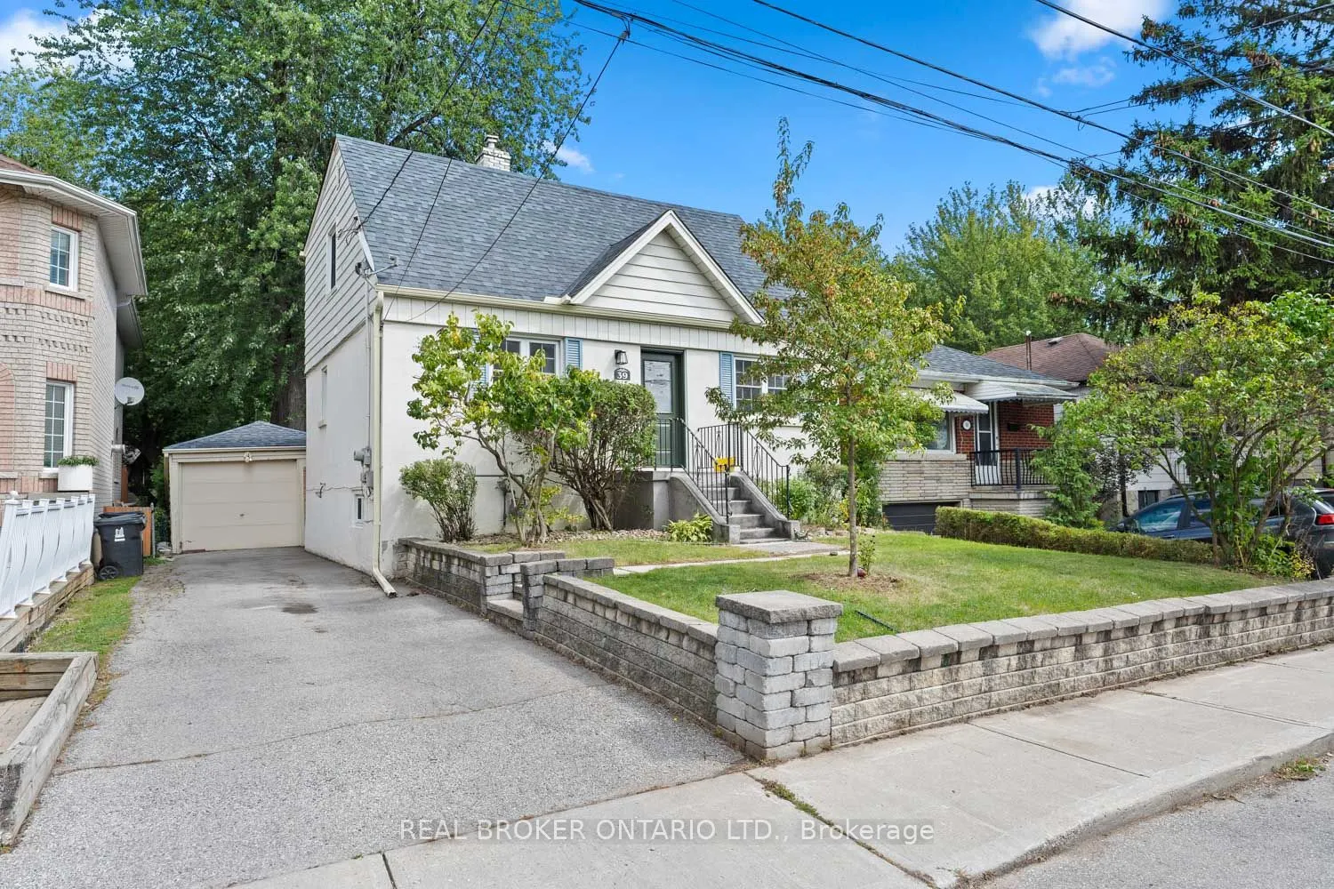 39 Vanbrugh Avenue