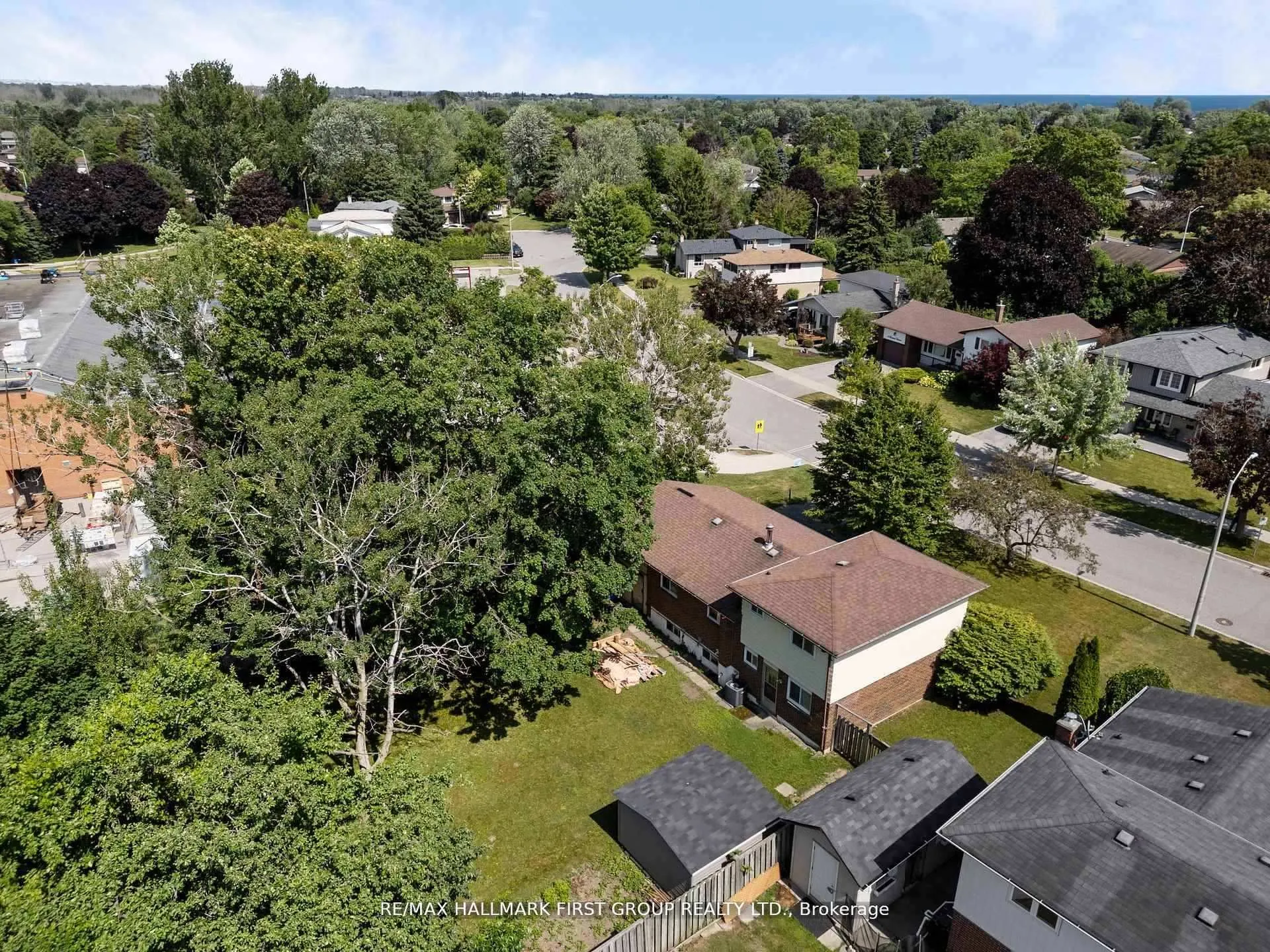 20 Lambard Crescent