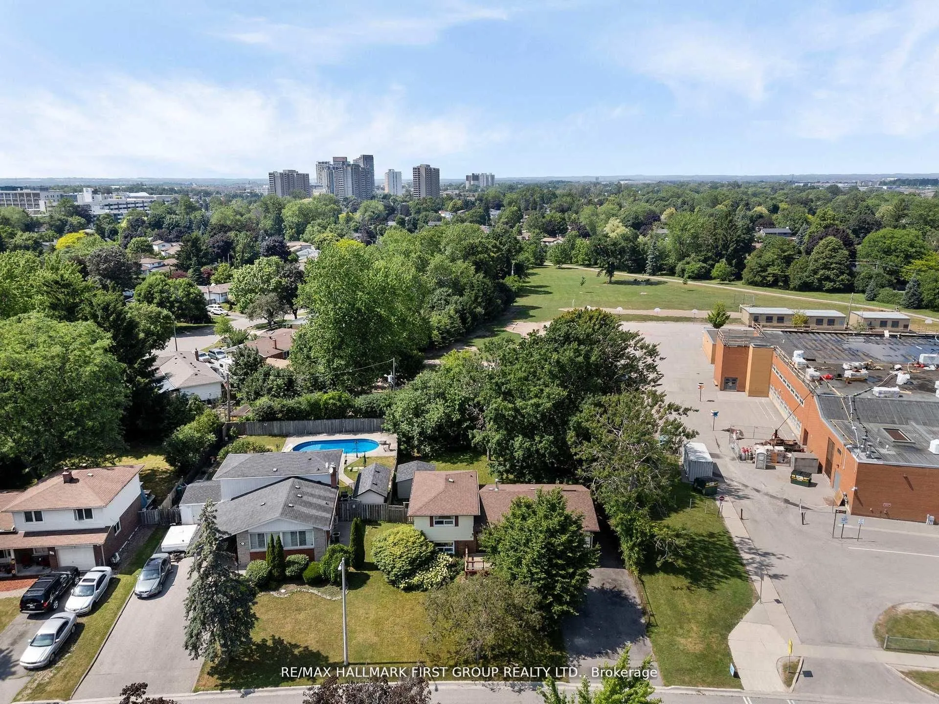 20 Lambard Crescent