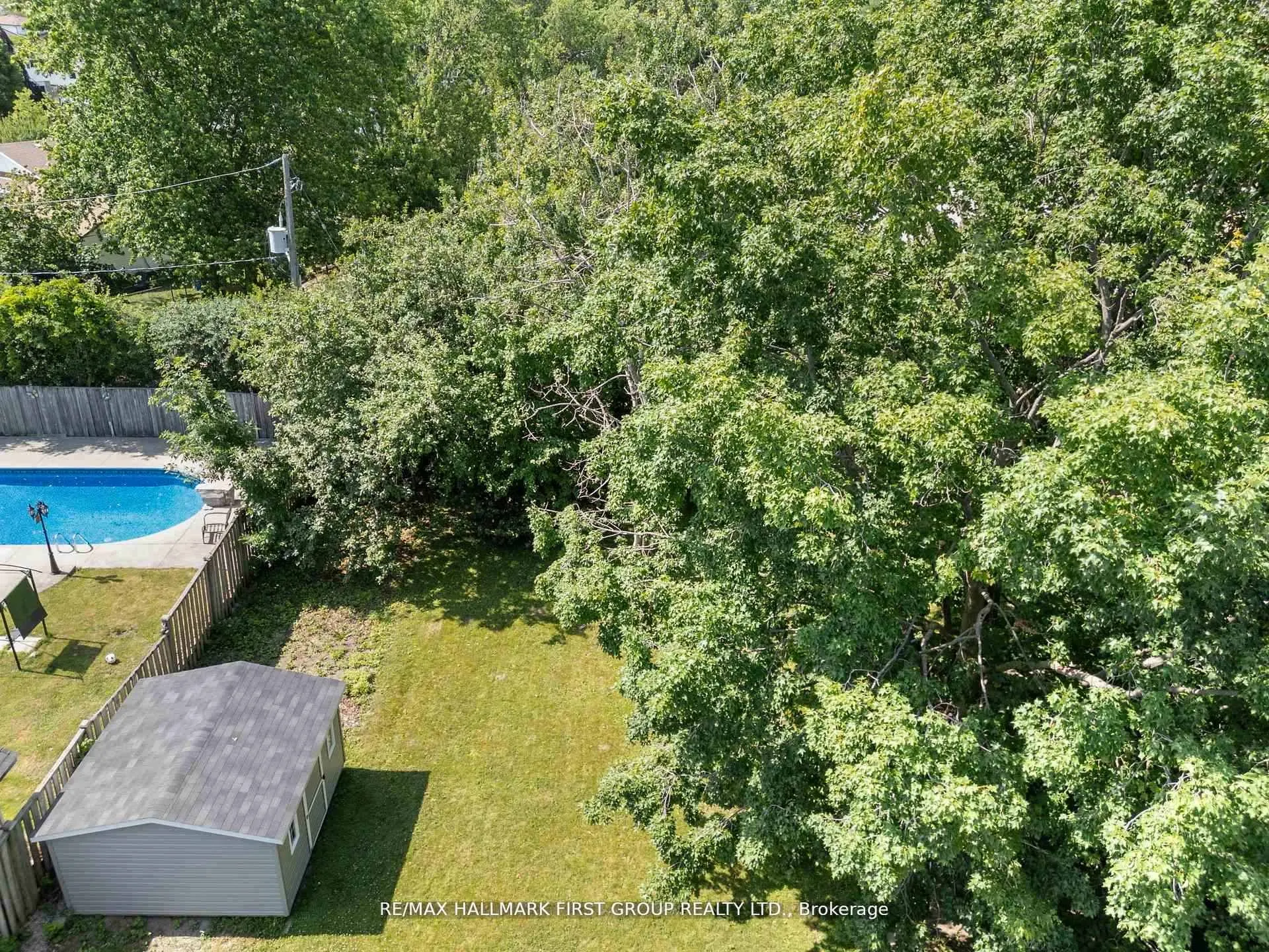 20 Lambard Crescent