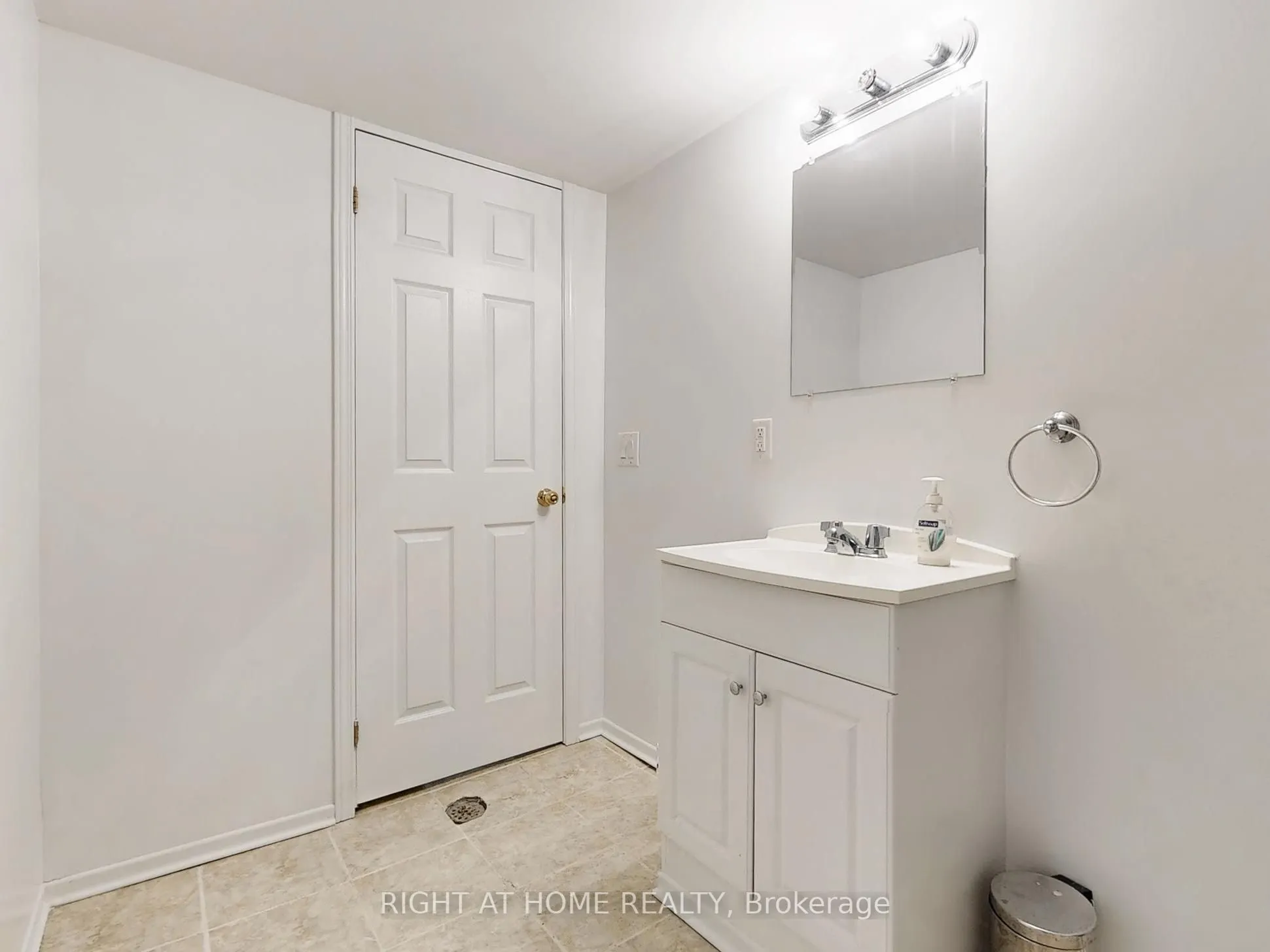 120 Marchington Circle